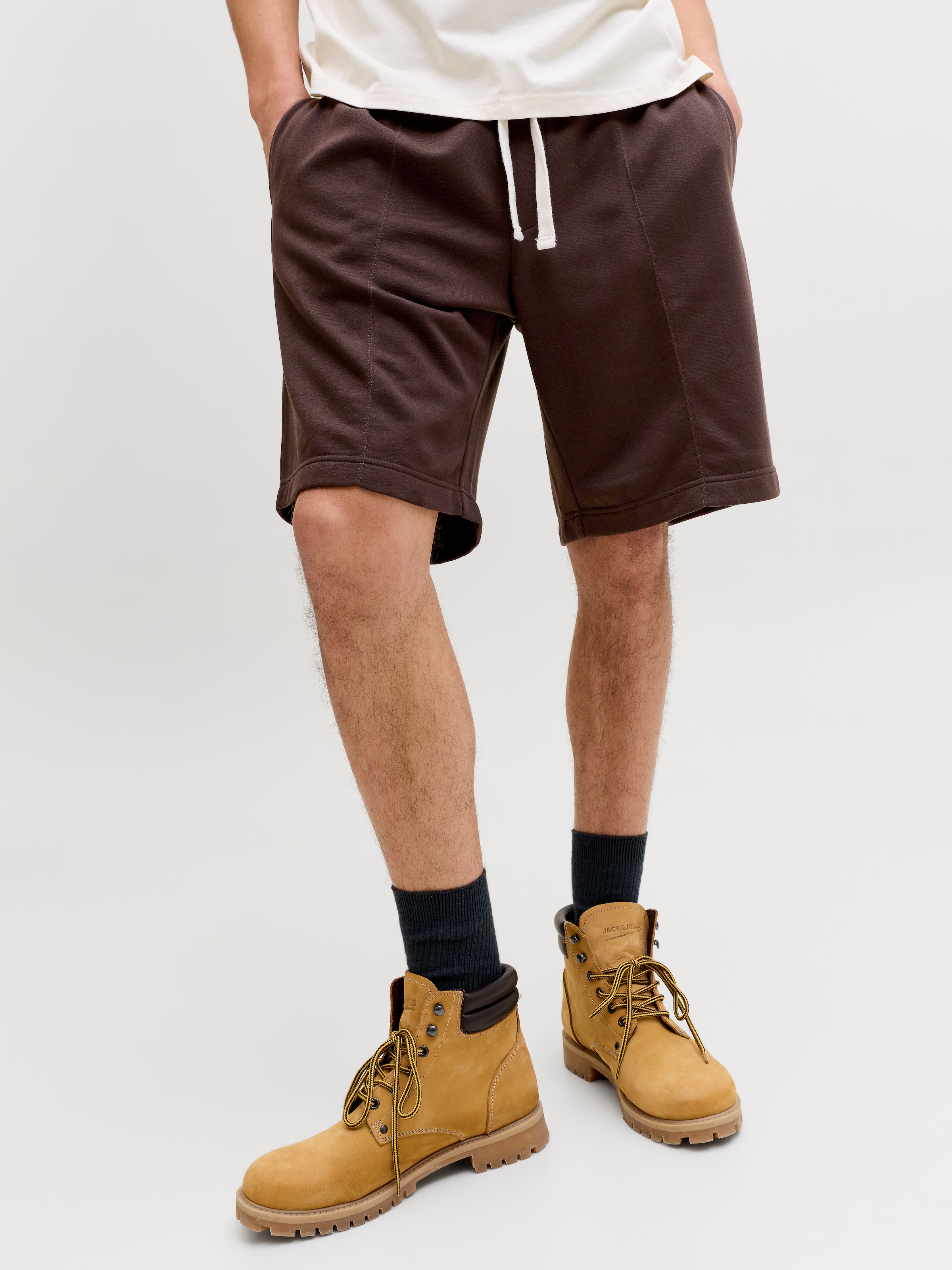 Jack & Jones Sweatshorts »JPSTKARL BRADLEY PINTUCK SHORT STYD SS26«  Materialmix, relexed fit
