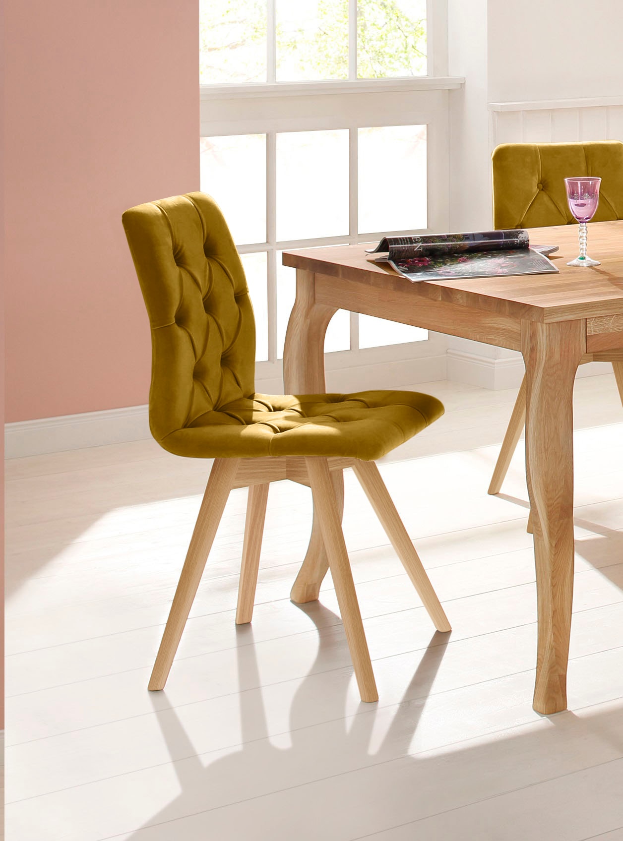 andas Esszimmerstuhl »Rania«, (Set), 2 St., Samtoptik, im 2er/4er/6er Set, Massivholzbeinen