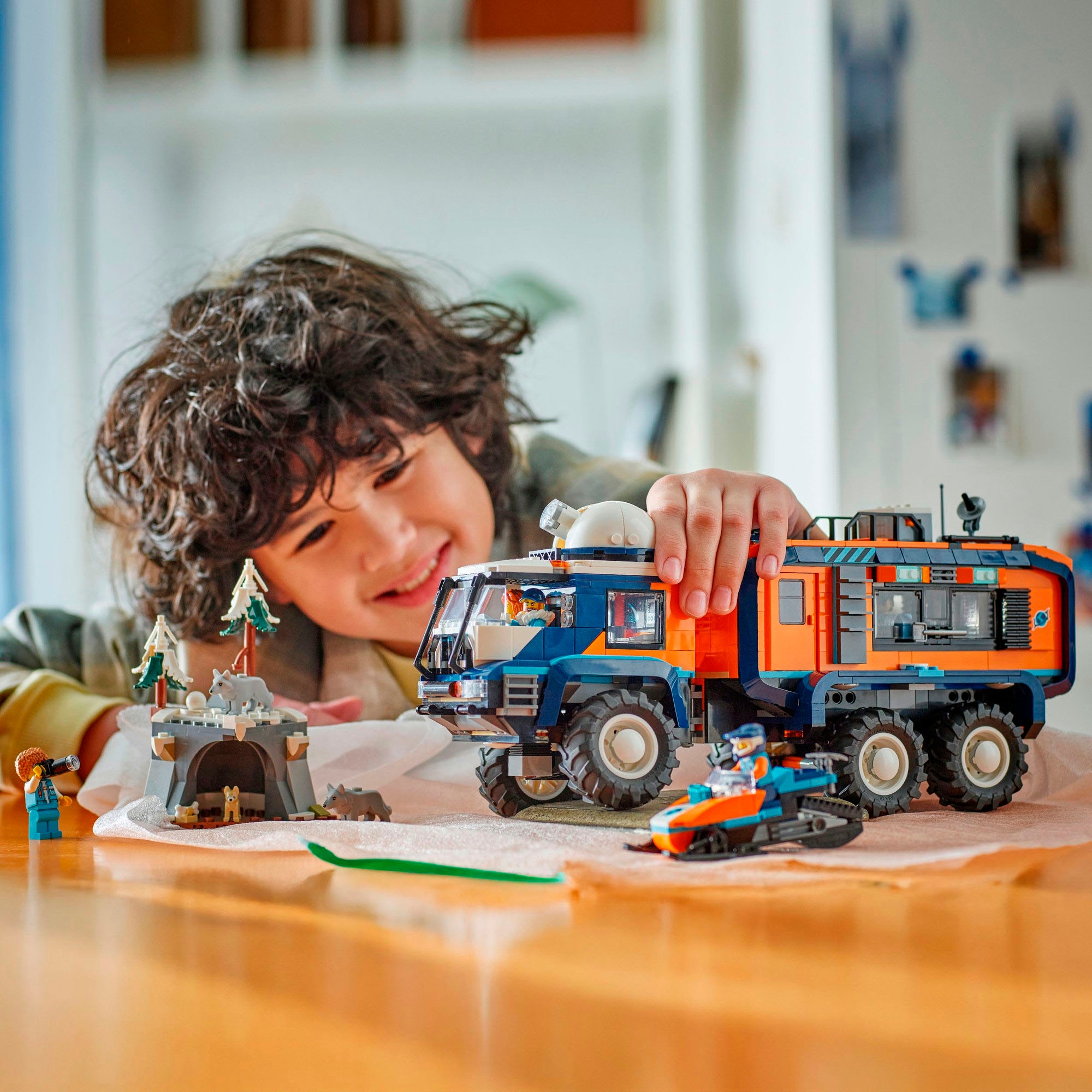 LEGO® Konstruktionsspielsteine »Arktis-Truck mit Labor (60471), LEGO City«, (1064 St.), Made in Europe