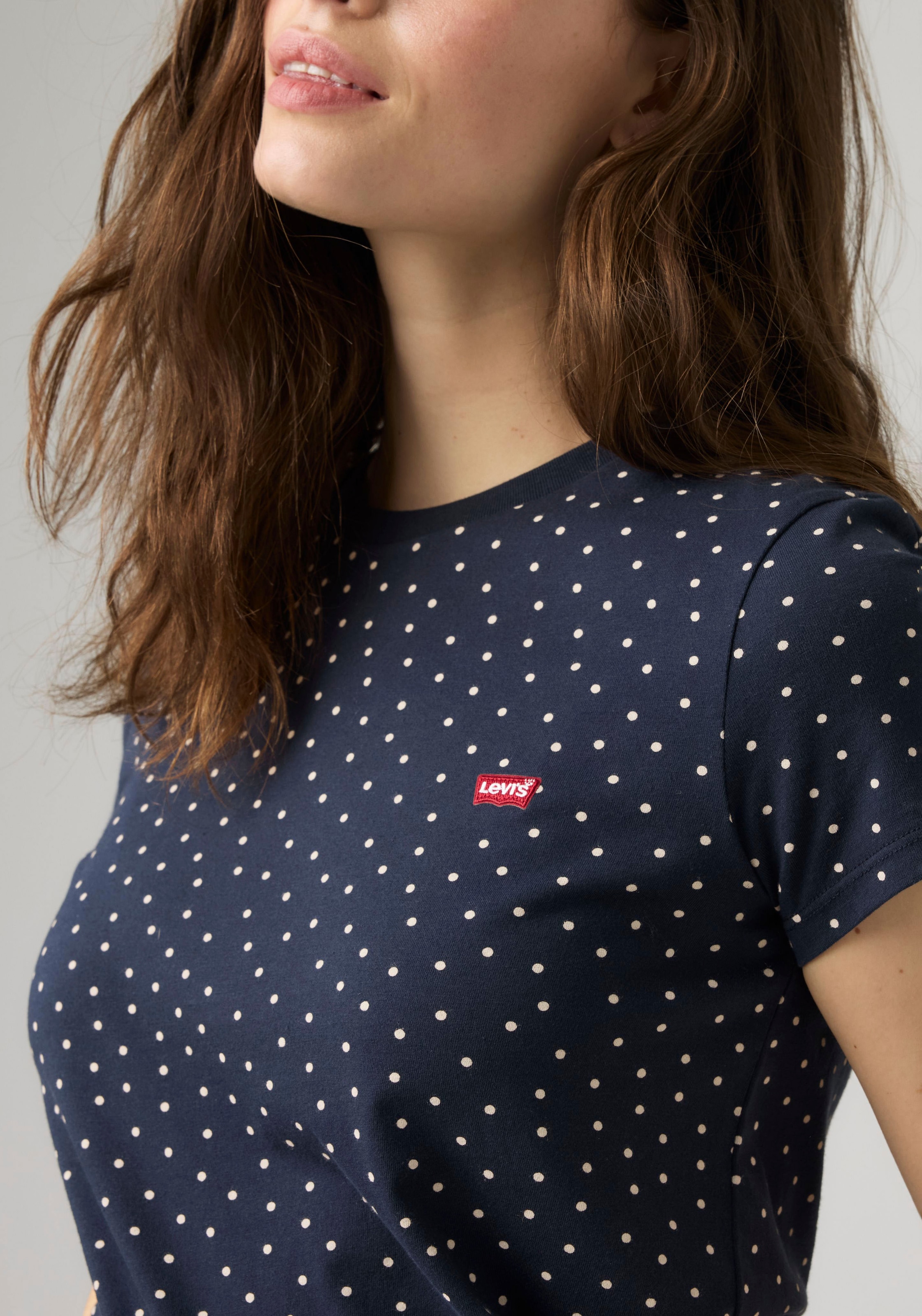 Levi's® T-Shirt »PERFECT TEE« mit All-Over Print