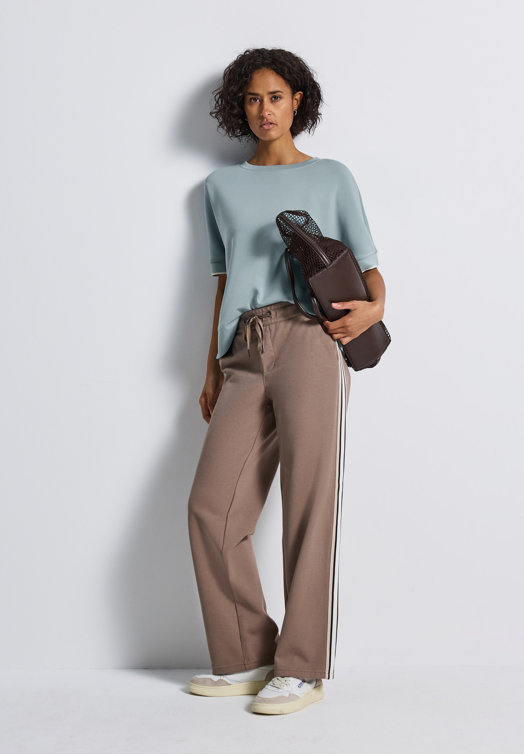 STREET ONE T-Shirt, im Silk-Look, mit Rundhals, halbarm