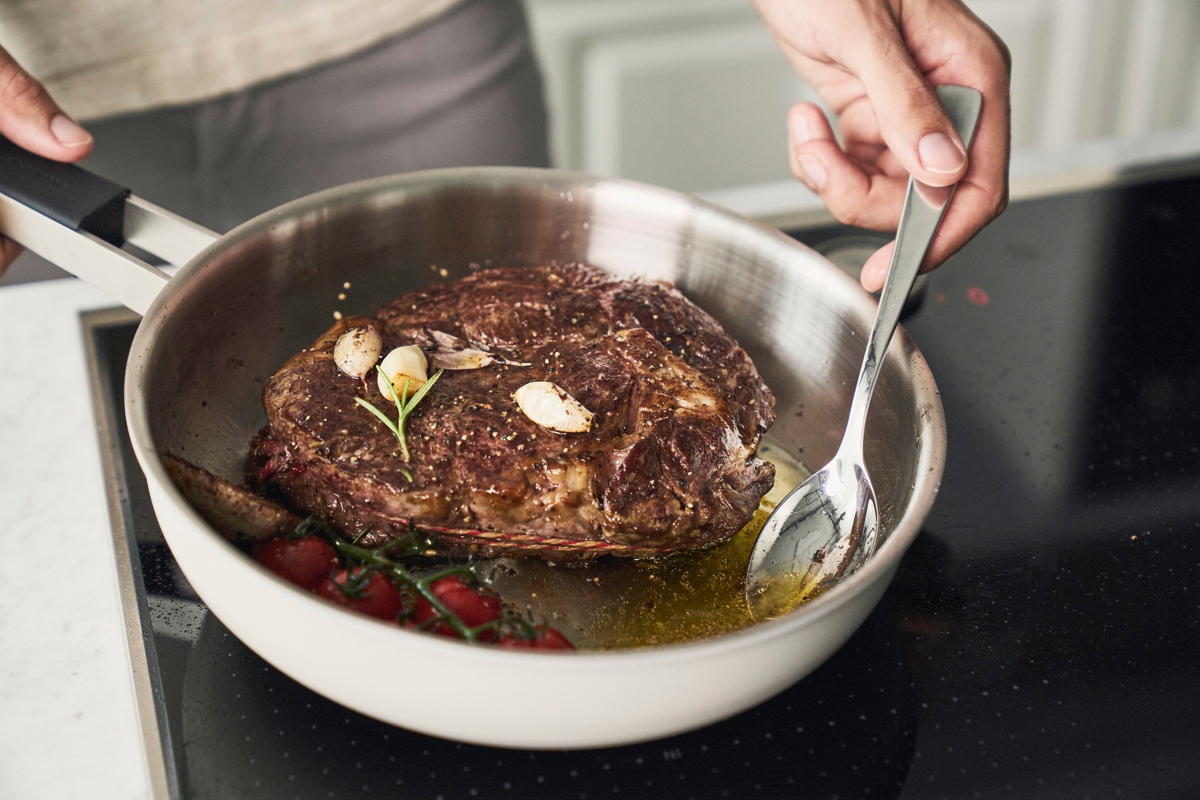 Zwilling Bratpfanne »Pure«, Edelstahl 18/10, (1 tlg.), Keramikbeschichtung, Stay-Cool Griffe, Edelstahl