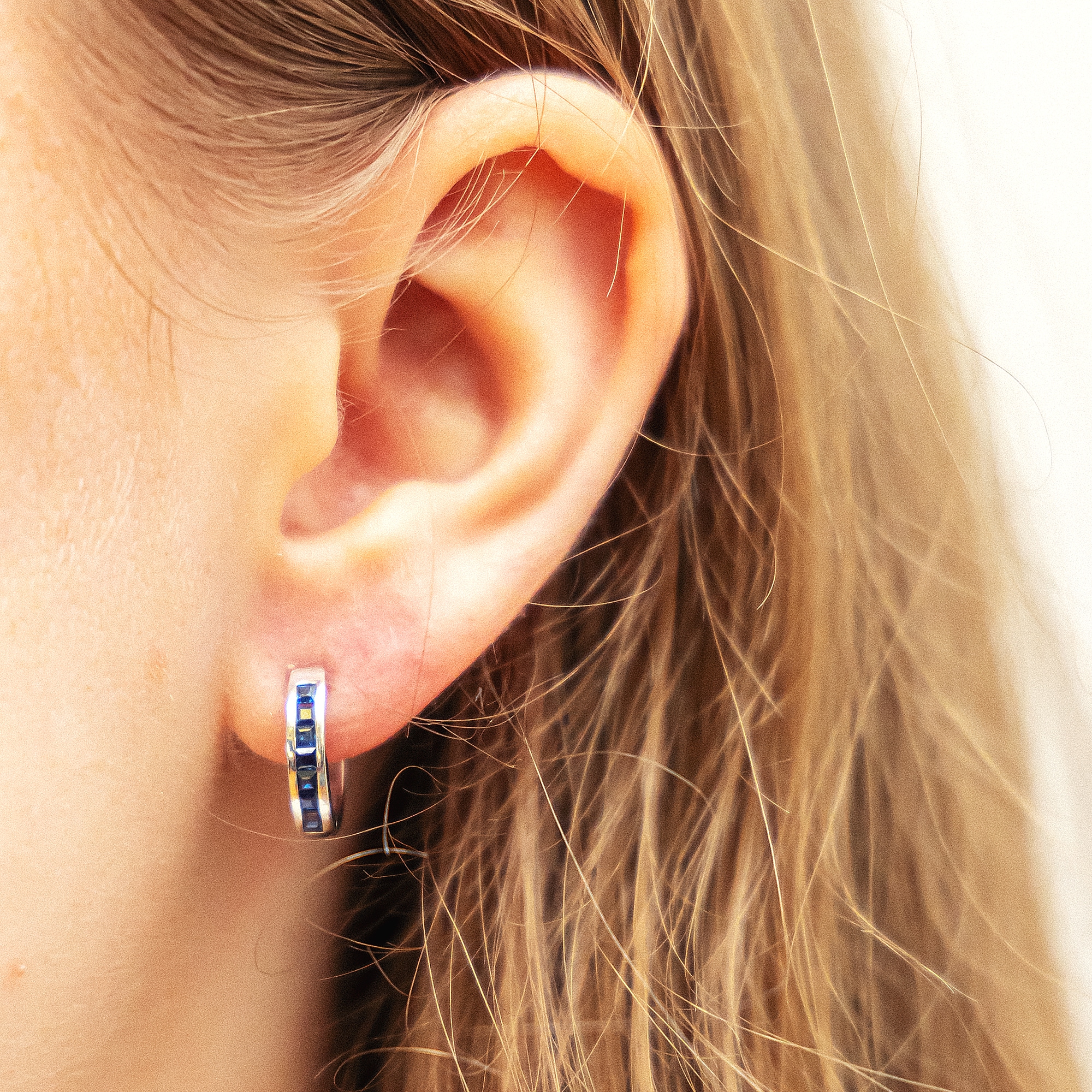 Fascination by Ellen K. Paar Creolen »Gold 585 mit echtem blauen Safir 12mm Durchmesser«