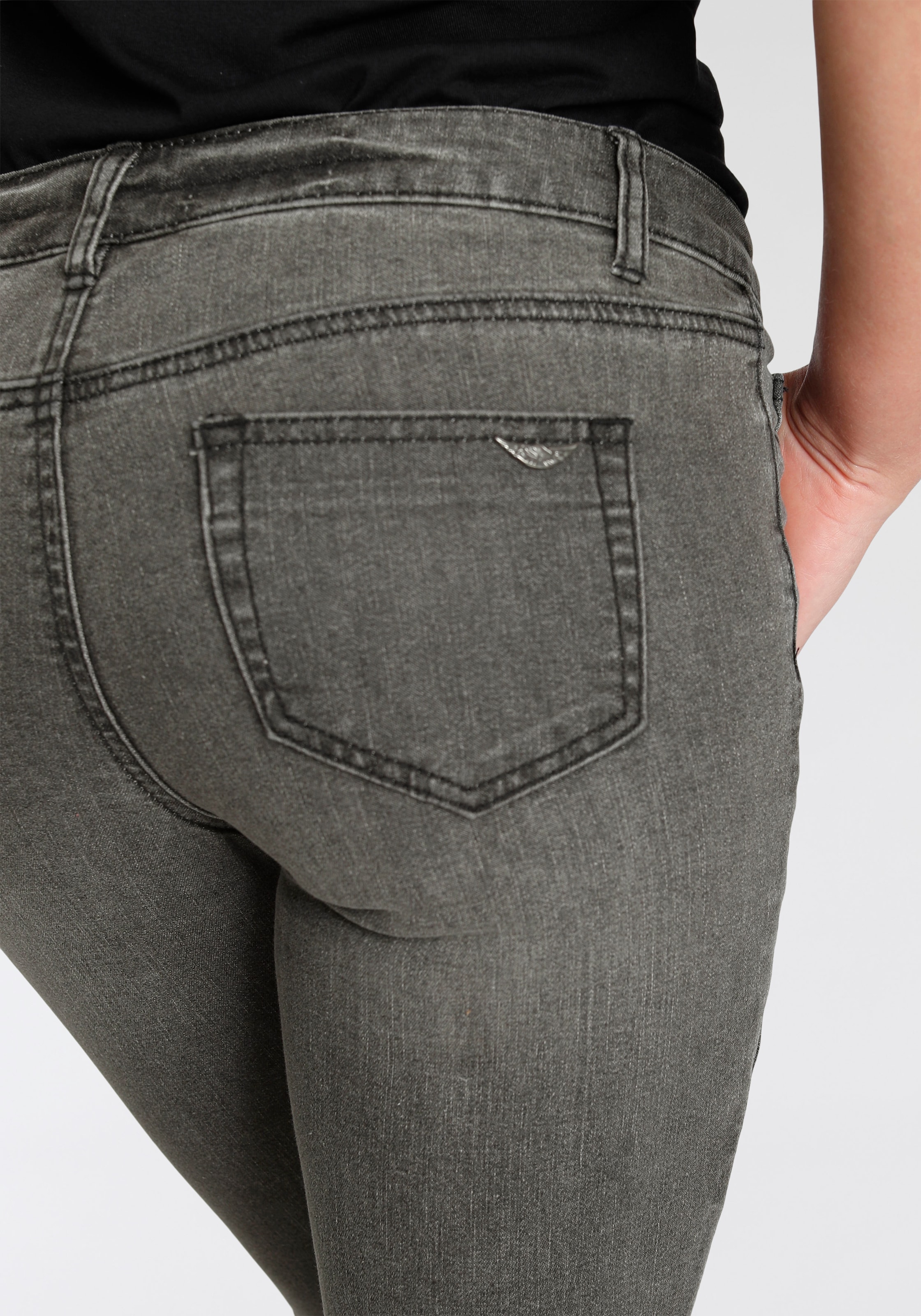 Arizona Low »mit online Waist 7/8-Jeans Keileinsätzen«, kaufen