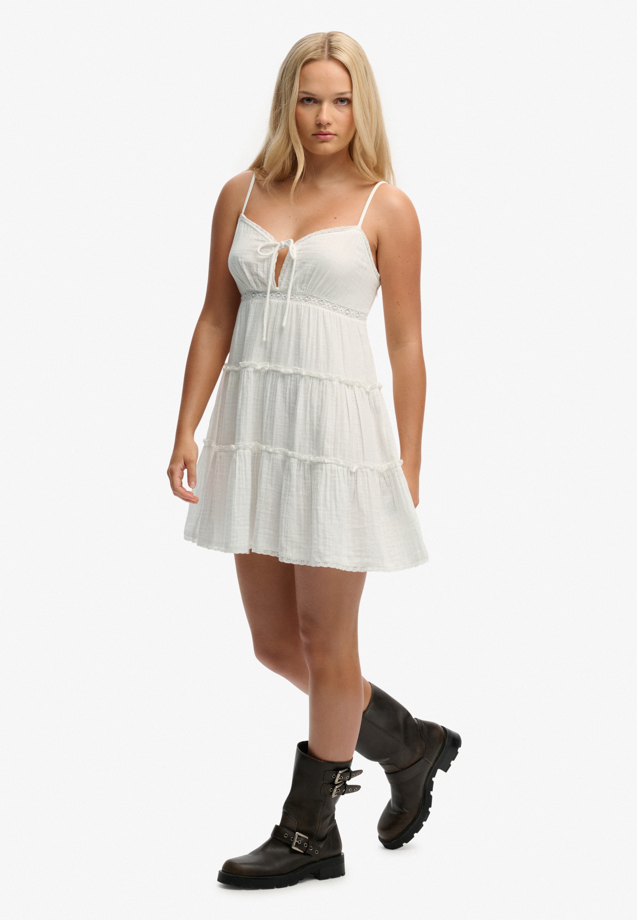 Superdry Sommerkleid »CHEESECLOTH TIERED MINI DRESS« aus Baumwolle, Relaxed Fit, ohne Ärmel, pflegeleichtes Webmaterial