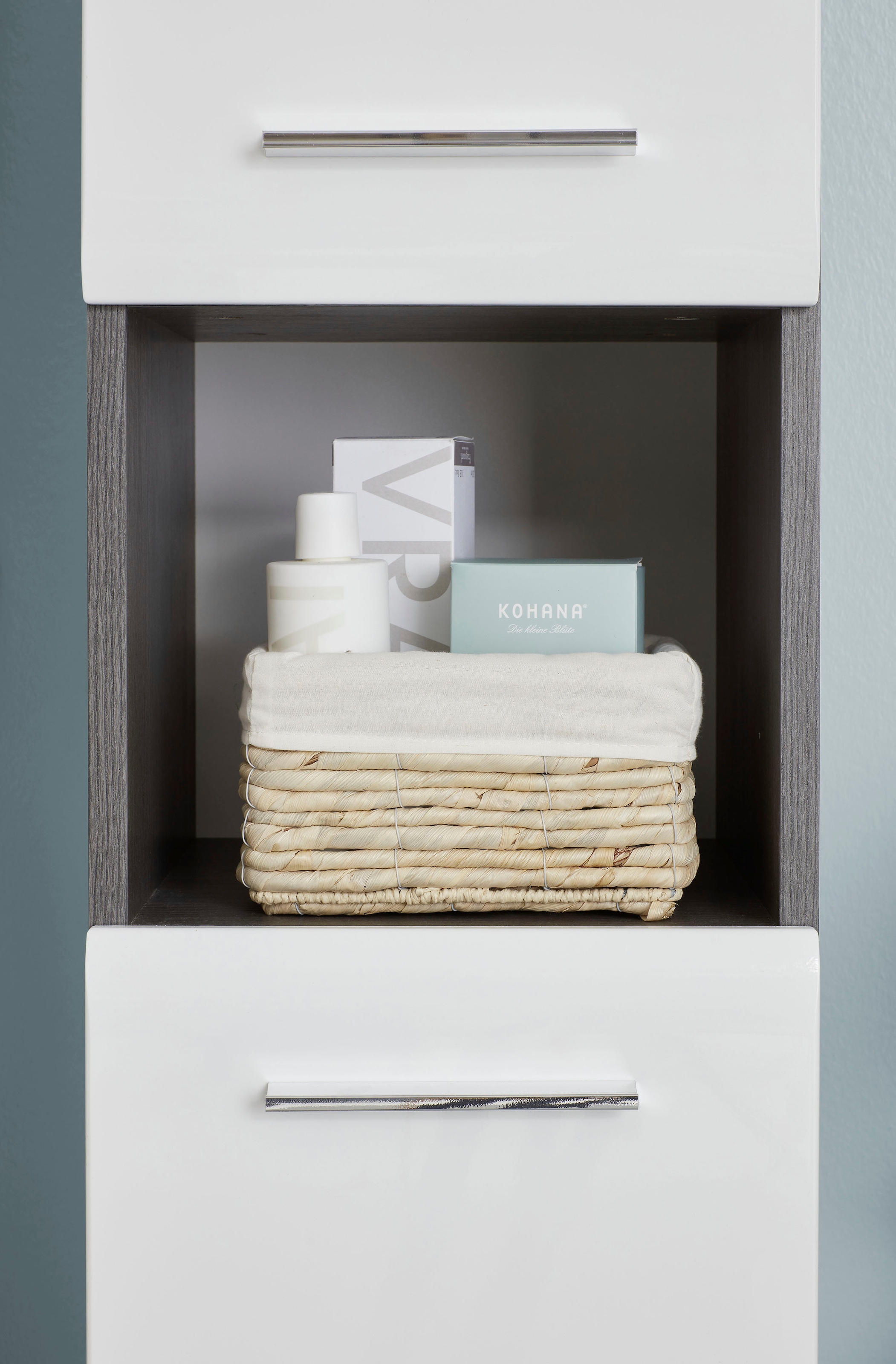 INOSIGN Badmöbel-Set »Sovana«, (Set, 3 St.), Hochschrank, Waschtisch und Spiegelschrank mit Beleuchtung