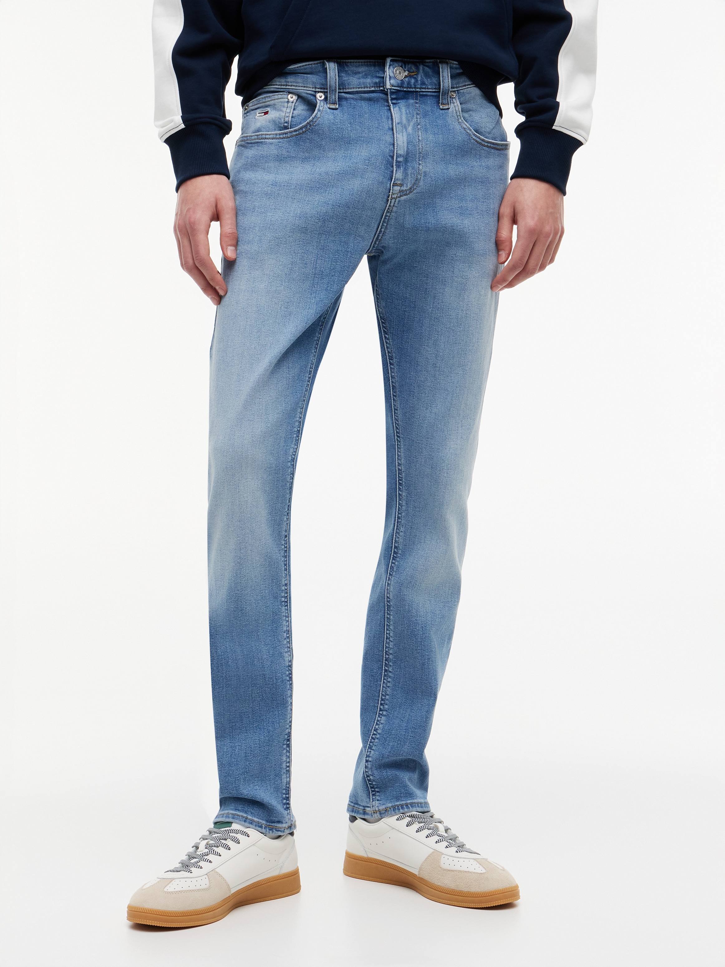 Tommy Jeans »Austin Slim Tapered« zum Knöchel hin schmaler werdende Jeans mit mittlerer Leibhöhe