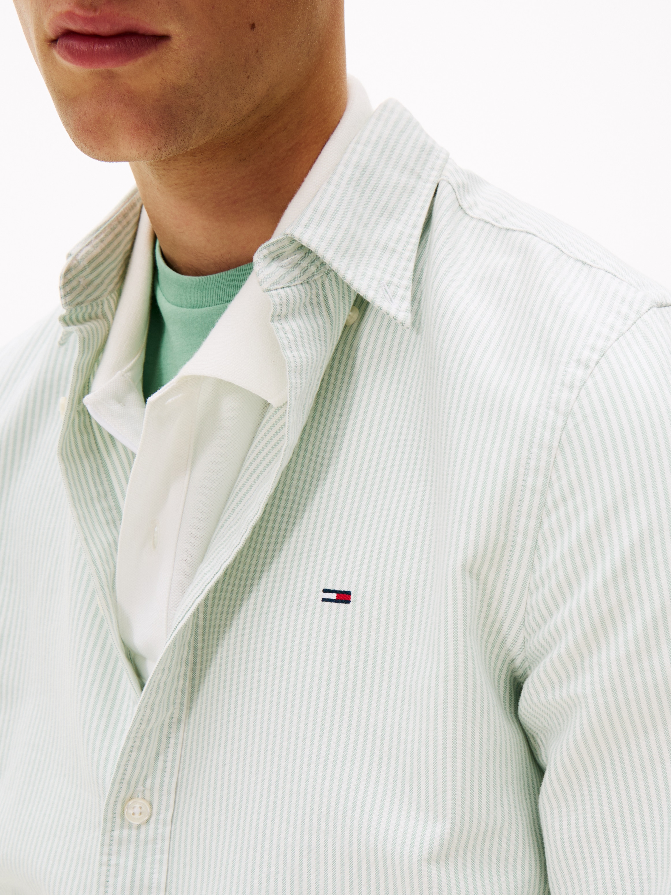 Tommy Jeans Langarmhemd »TJM SLIM STRIPE OXFORD SHIRT EXT« Mit Button-Down-Kragen