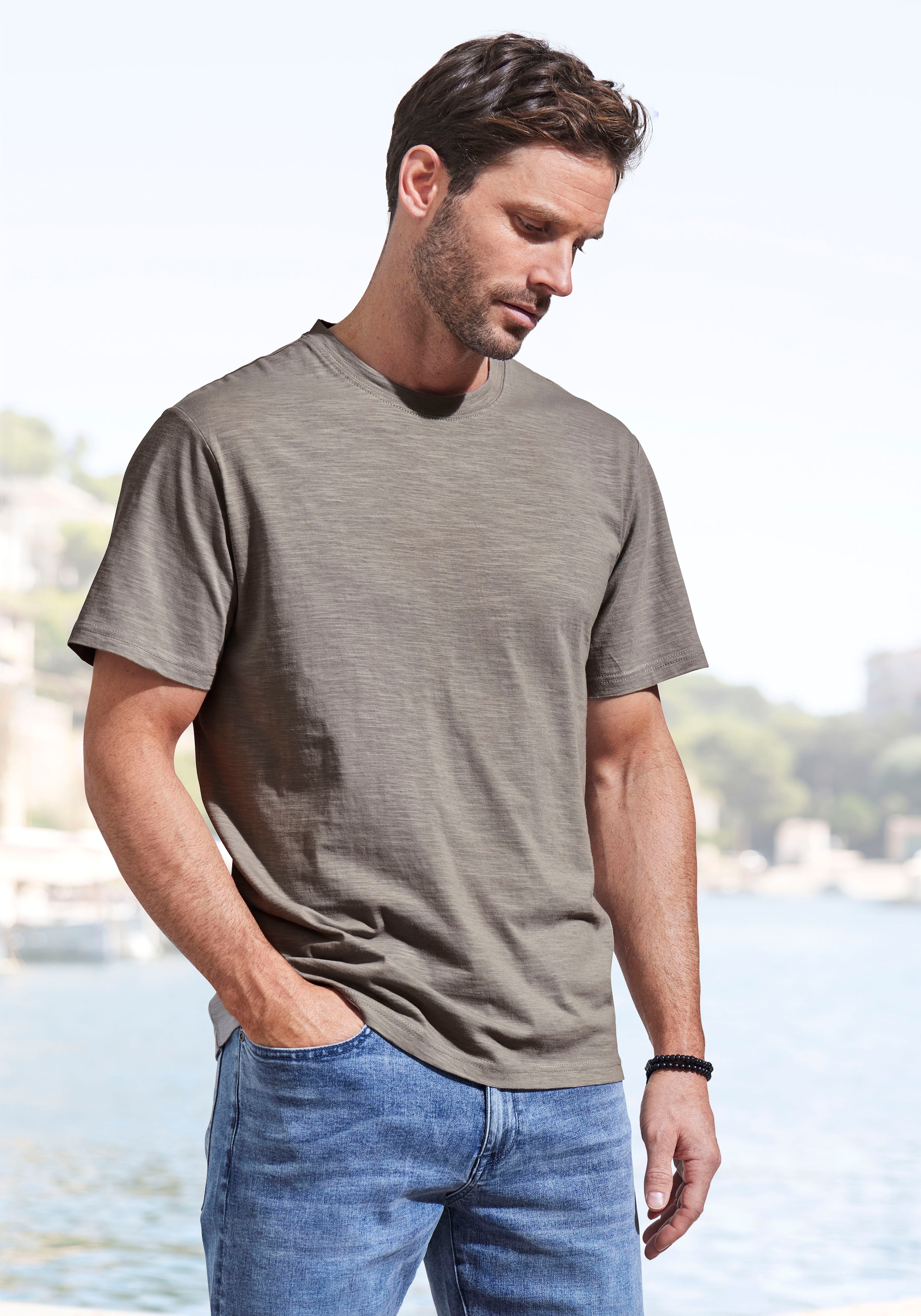 John Devin T-Shirt, (Packung, 2 tlg., 2er-Pack), aus strukturierter Baumwoll-Qualität - im 2er-Sparpack