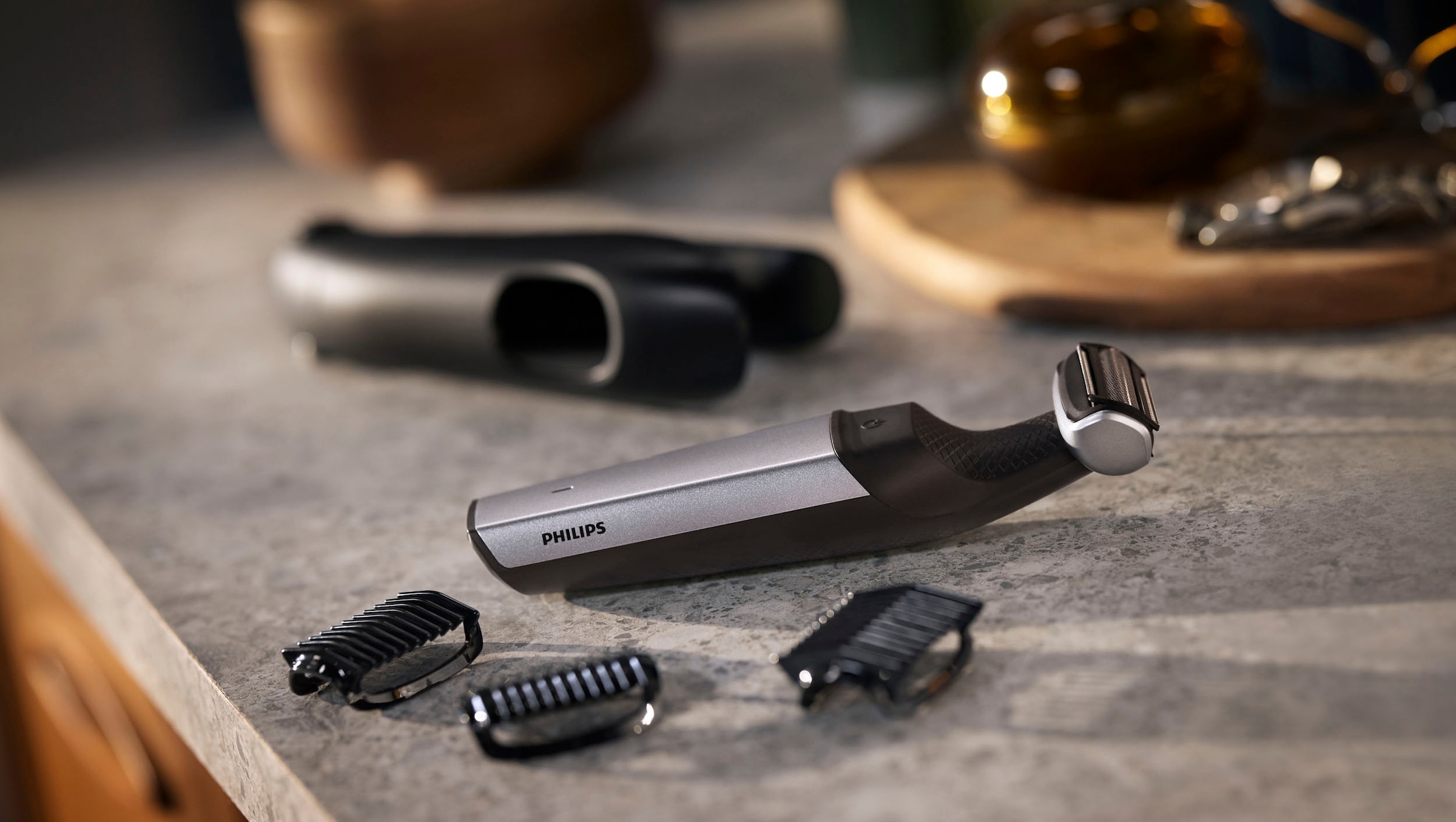 Philips Elektrokörperrasierer »Series 5000 BG5021/15«, 4 St. Aufsätze, mit 3 Trimmaufsätzen, vollständig wasserdicht, inkl. Rückenaufsatz