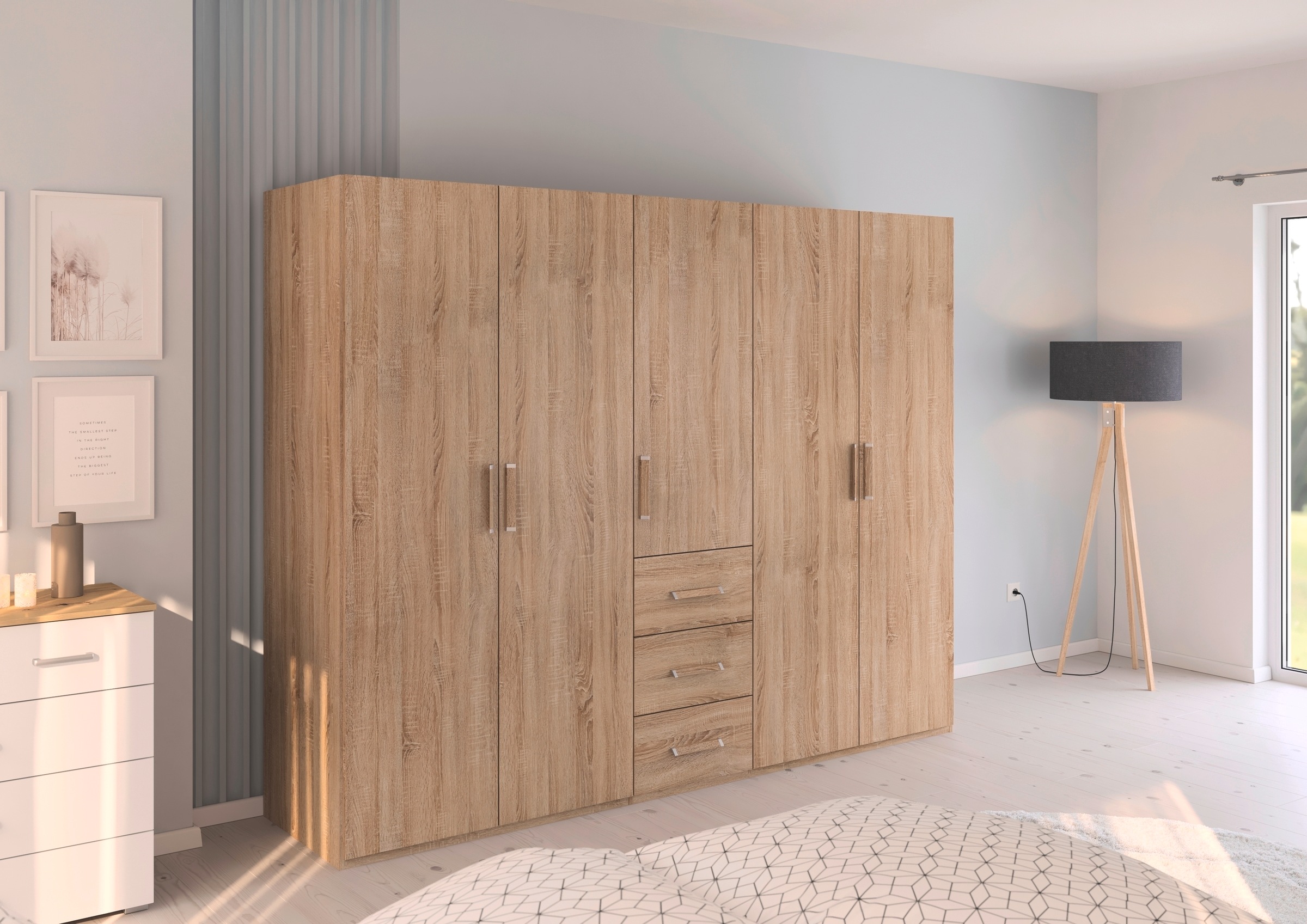 rauch Drehtürenschrank »Kleiderschrank Schrank Garderobe Schlafzimmerschrank EVELYN«, (in 2 Höhen 197 oder 210 cm erhältlich), in elegantem Stil mit Schubladen 3 Breiten und 2 Höhen MADE IN GERMANY