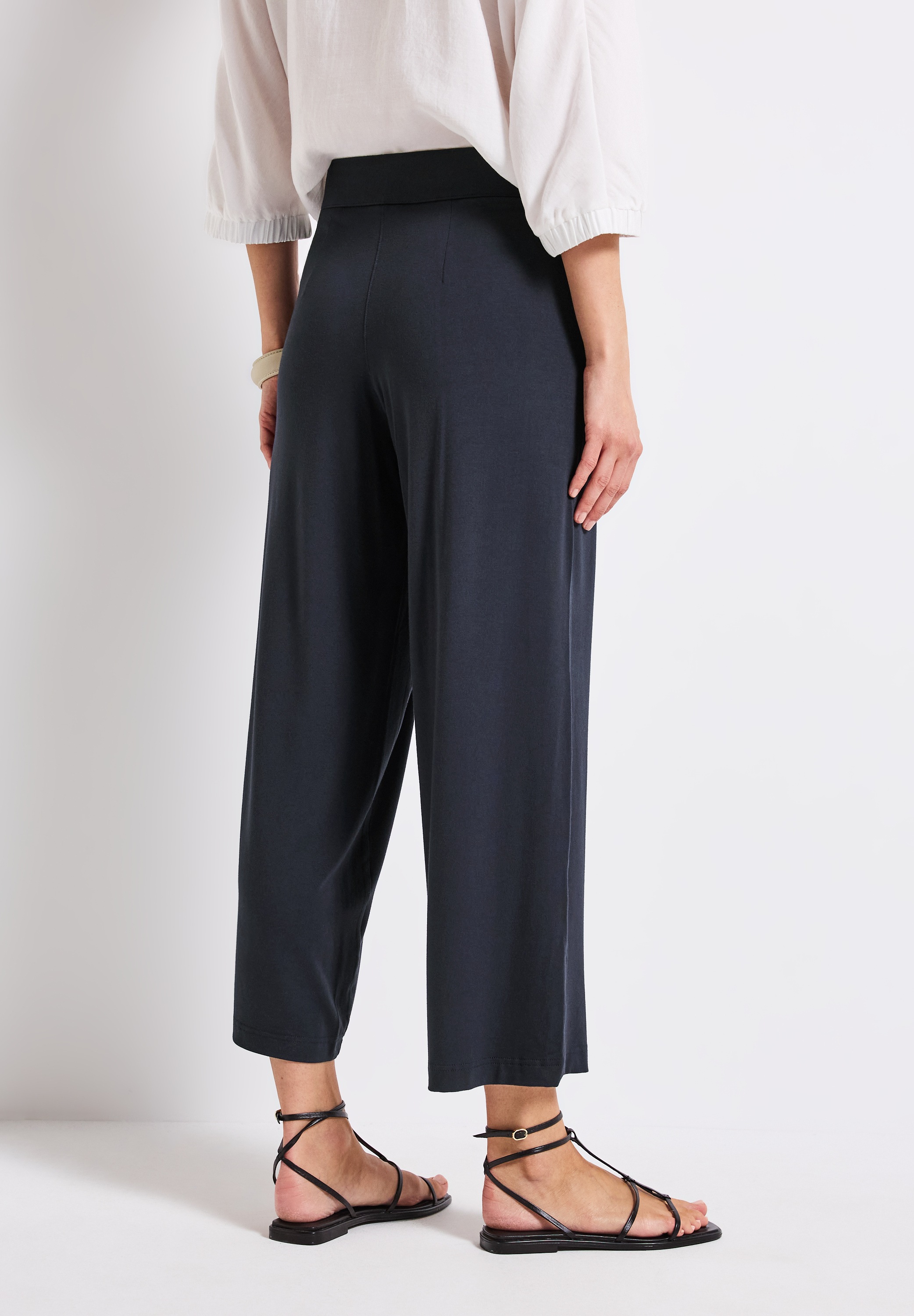 STREET ONE Stoffhose »Style EMEE«, 7/8-Länge und seitliche Taschen