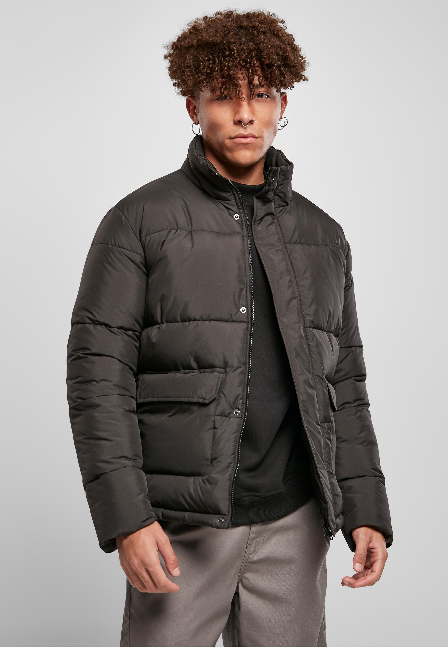 URBAN CLASSICS Winterjacke »Urban Classics Herren Short Puffer Jacket« 1 Stk. tlg. ohne Kapuze