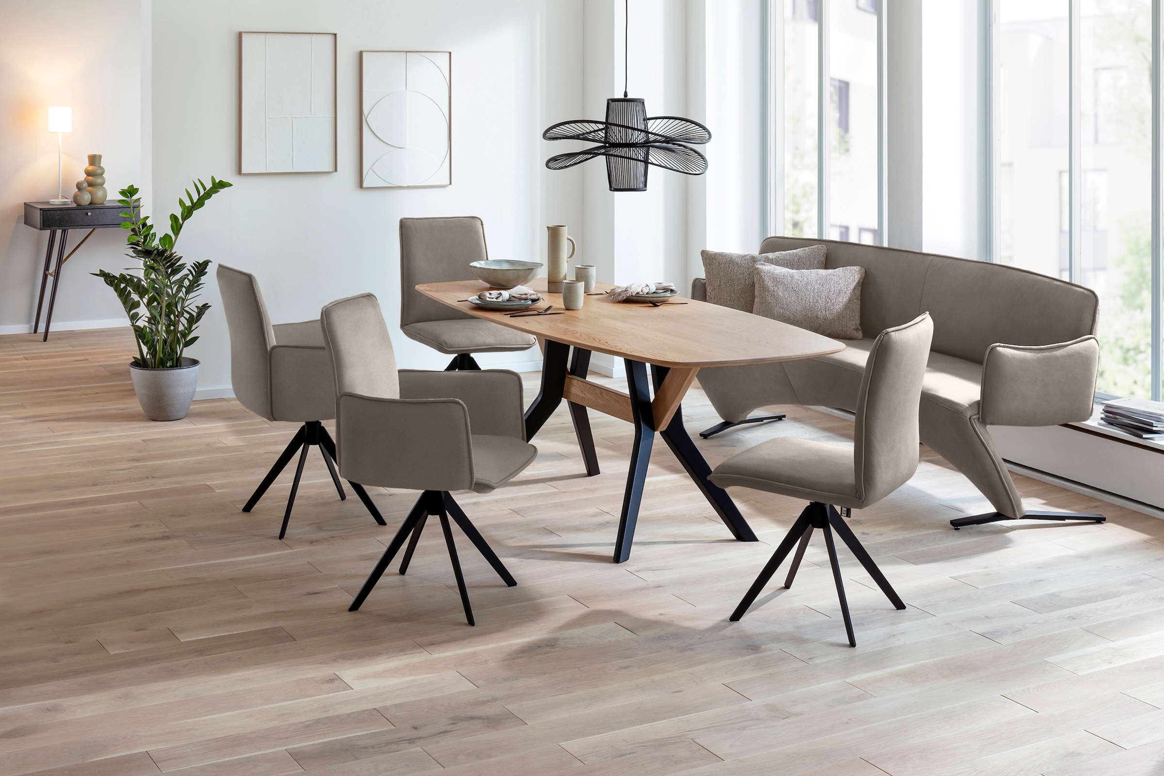 K+W Komfort & Wohnen Drehstuhl, Leder, Blitzdrehkreuz und Rückholfunktion, dekorativer 12mm Biese