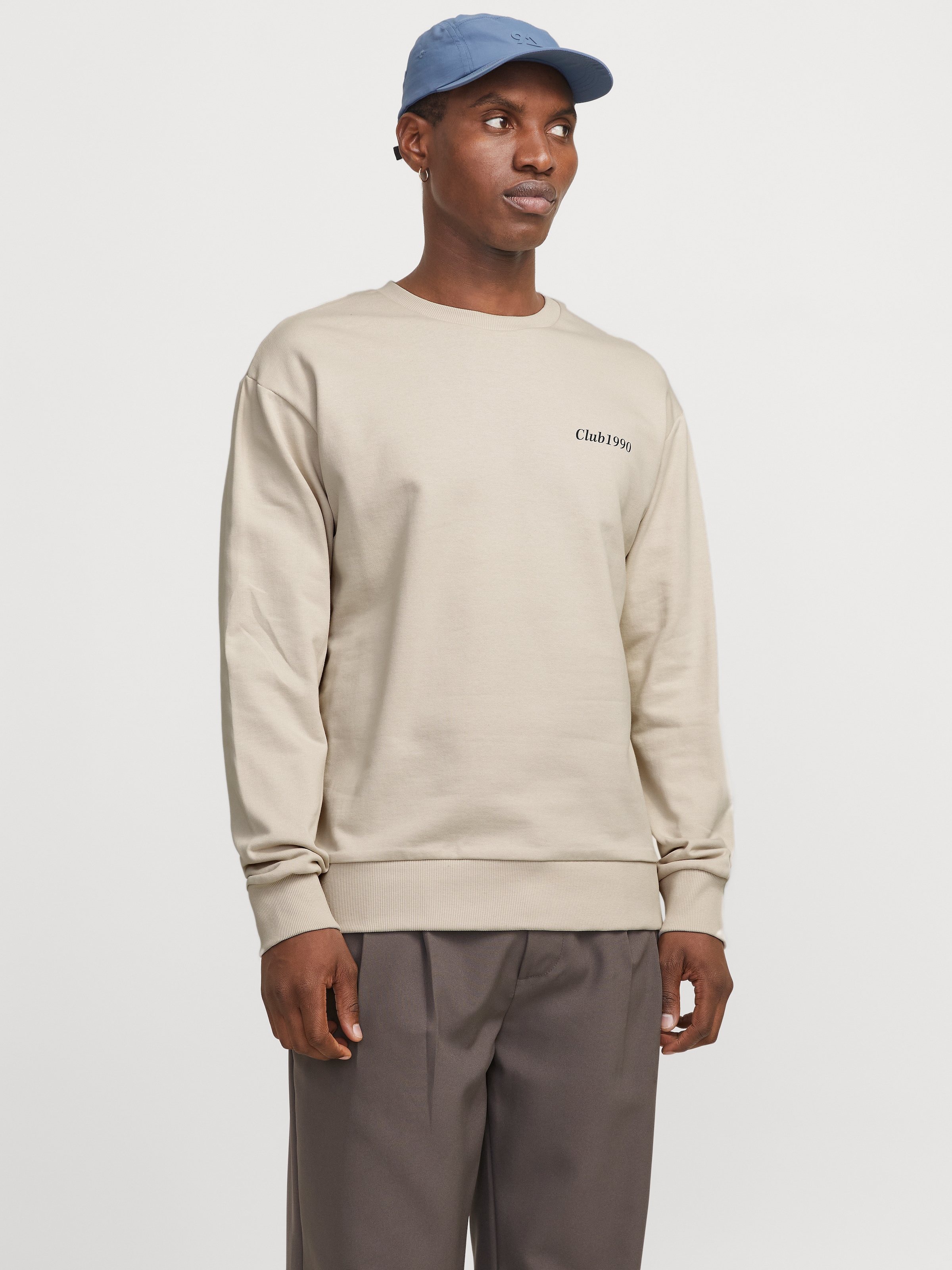 Jack & Jones Sweatshirt »JJEBRADLEY GRAPHIC SWEAT CREW NOOS«, mit Front und Back Print
