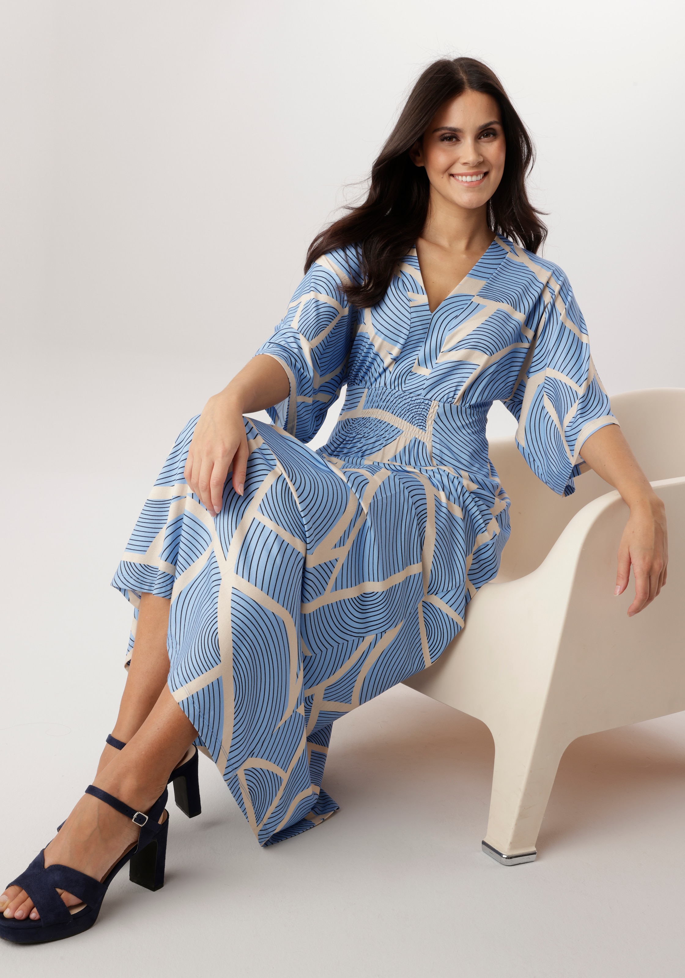 Aniston SELECTED Maxikleid mit weiten, 3/4-langen Ärmeln - NEUE KOLLEKTION