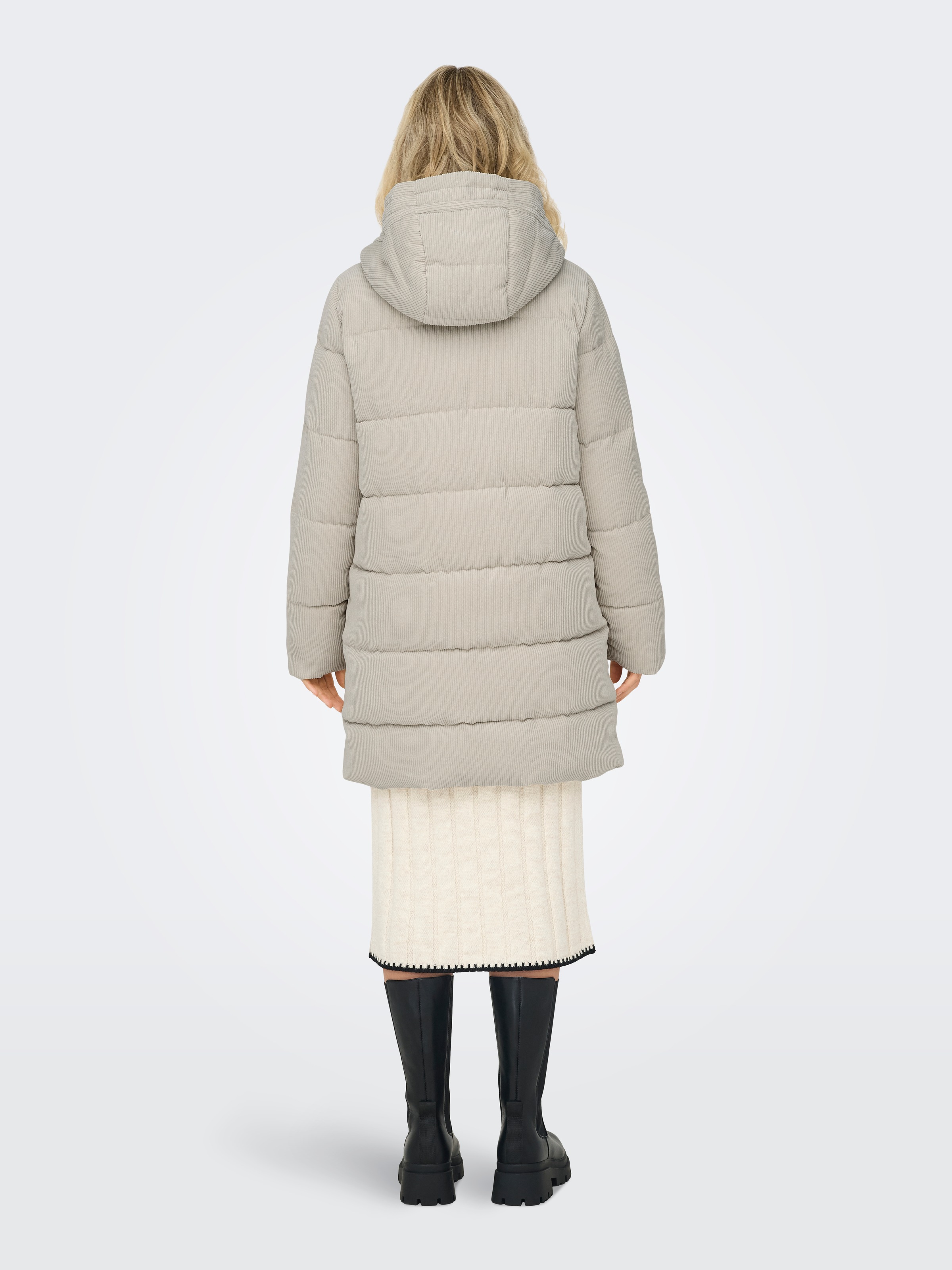 ONLY Steppjacke »ONLDOLLY LONG CORDUROY PUFFER OTW«, mit Kapuze, aus feinem Cordmaterial