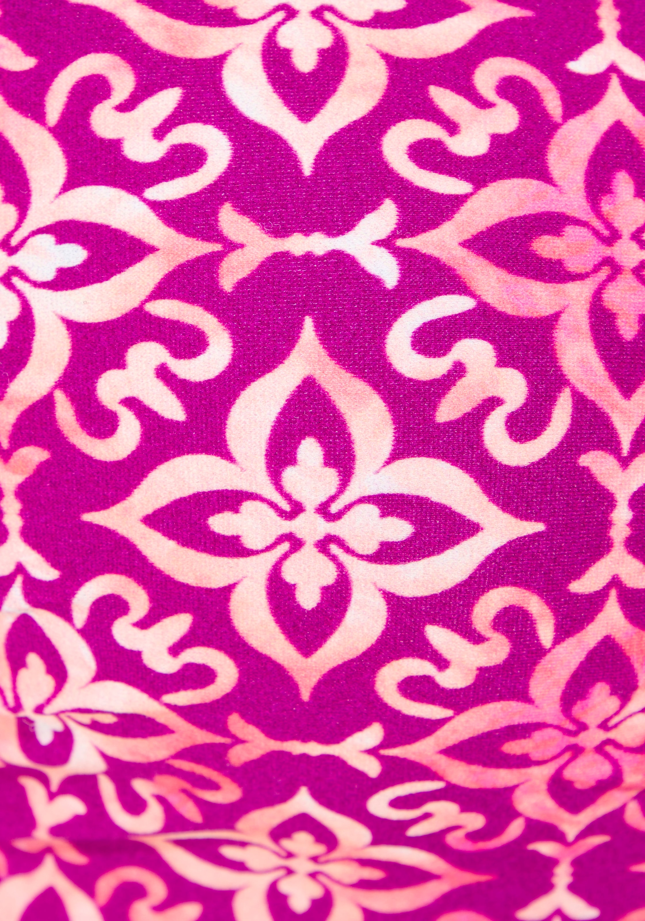Vivance Bügel-Bandeau-Bikini-Top »Cheerio« mit stylischem Allover-Print
