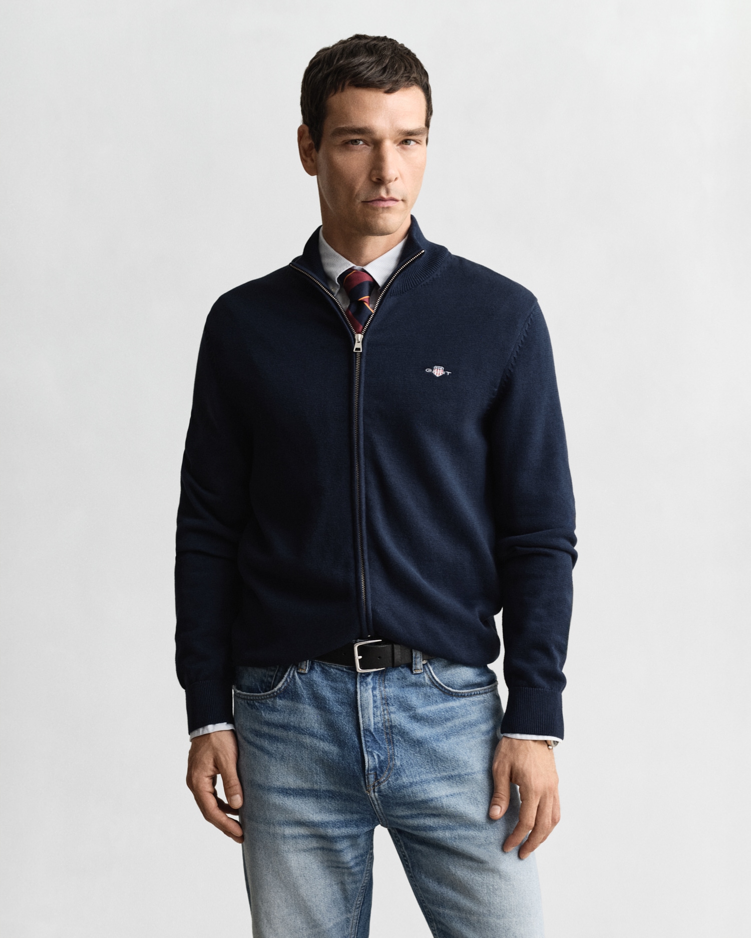 Gant Cardigan »CASUAL COTTON ZIP CARDIGAN« Mit Rippbündchen an Stehkragen, Ärmeln und Saum