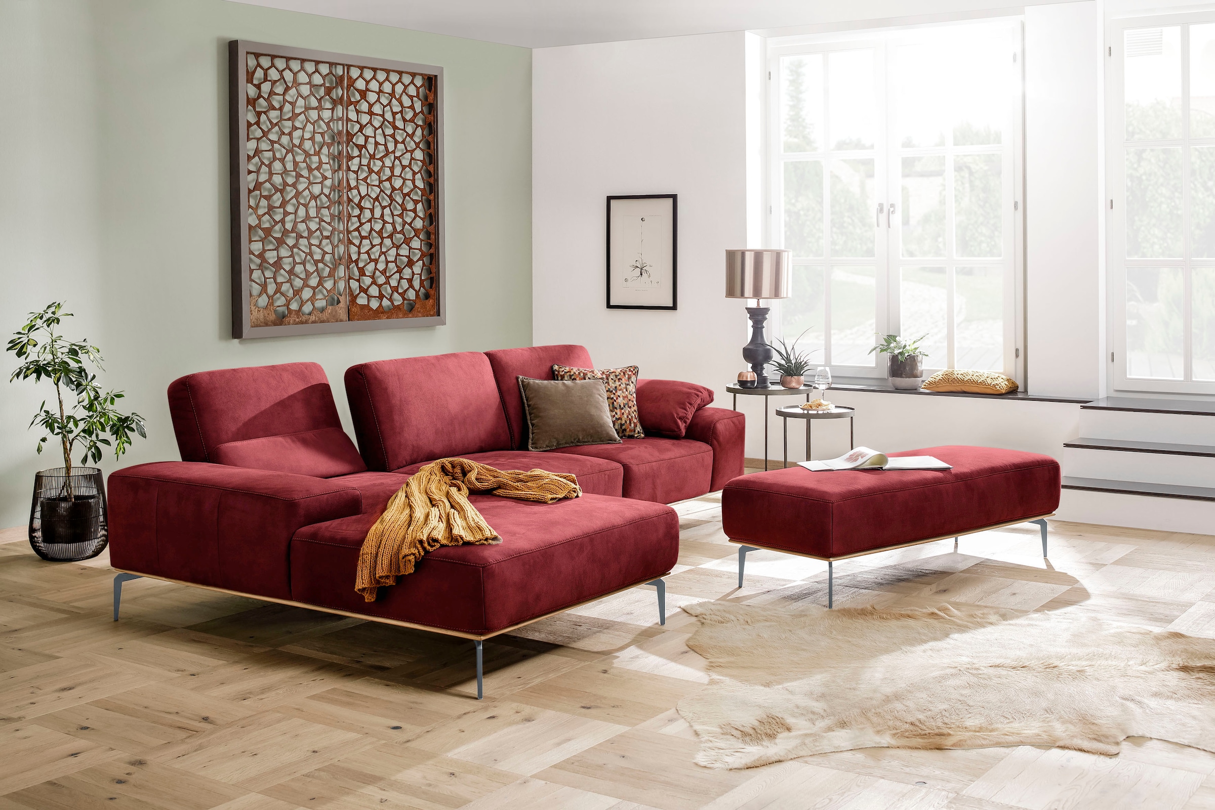W.SCHILLIG Ecksofa »run, Designsofa mit tollem Sitzkomfort, bequem, L-Form«, mit elegantem Holzsockel, Füße in Silber matt, Breite 319 cm