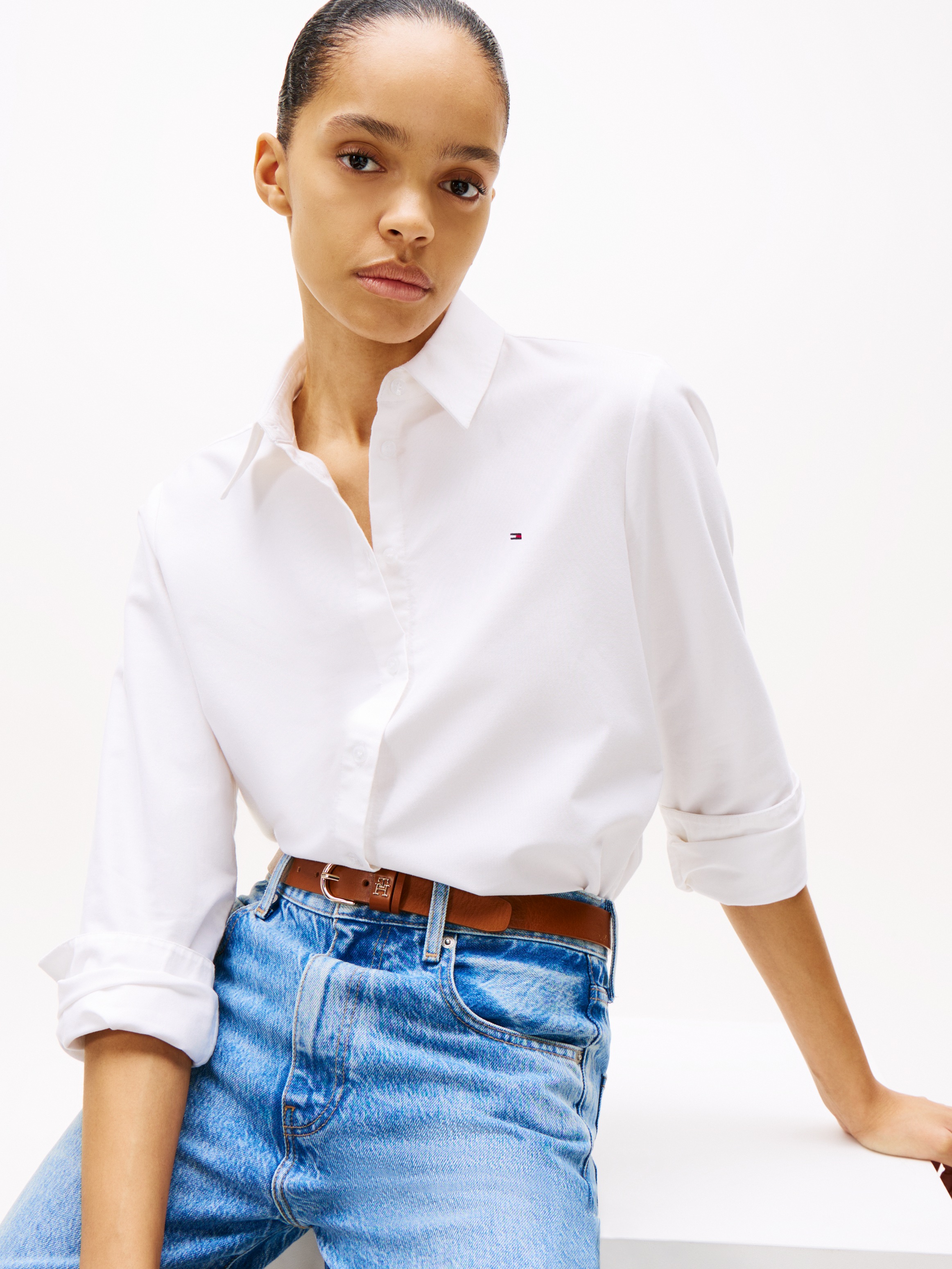 Tommy Hilfiger Hemdbluse »OXFORD RELAXED FIT SHIRT mit Hemdblusenkragen und Stickerei« mit Streifen