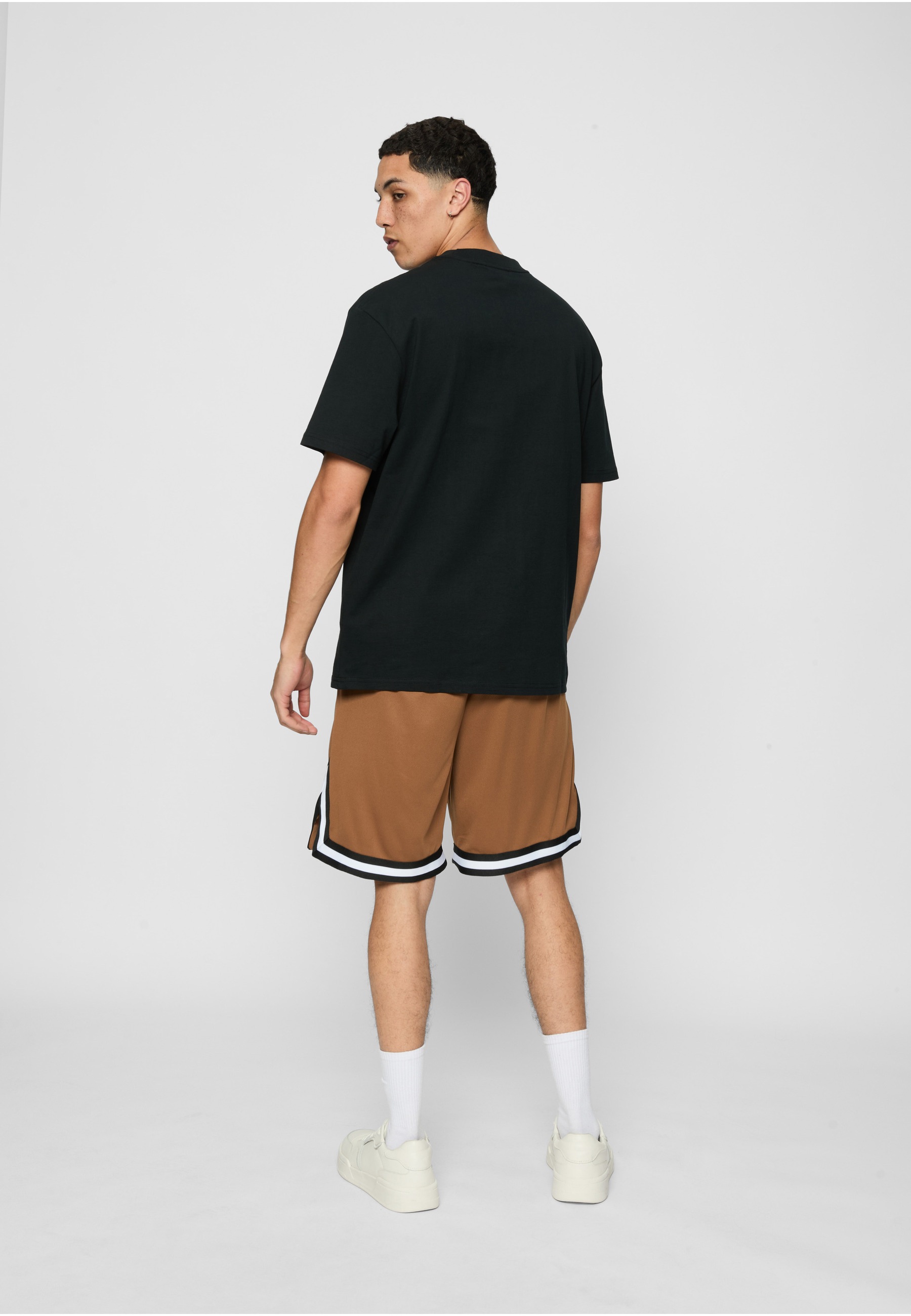 Fubu T-Shirt »Fubu FBMQ12121BLK Fubu Corporate Intnl T-Shirt« 1 Stk.