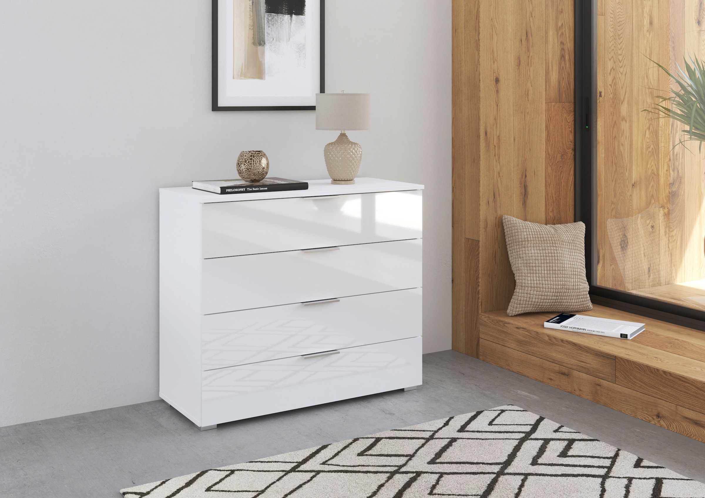 rauch Schubkastenkommode »Sideboard Schubladenkommode AGORDO mit Dekor- oder Hochglanzfront«, (in zwei Griff-Farben, Breite 80 cm inkl. Soft-Close-Funktion), vier große und geräumige Schubladen mit viel Stauraum MADE IN GERMANY