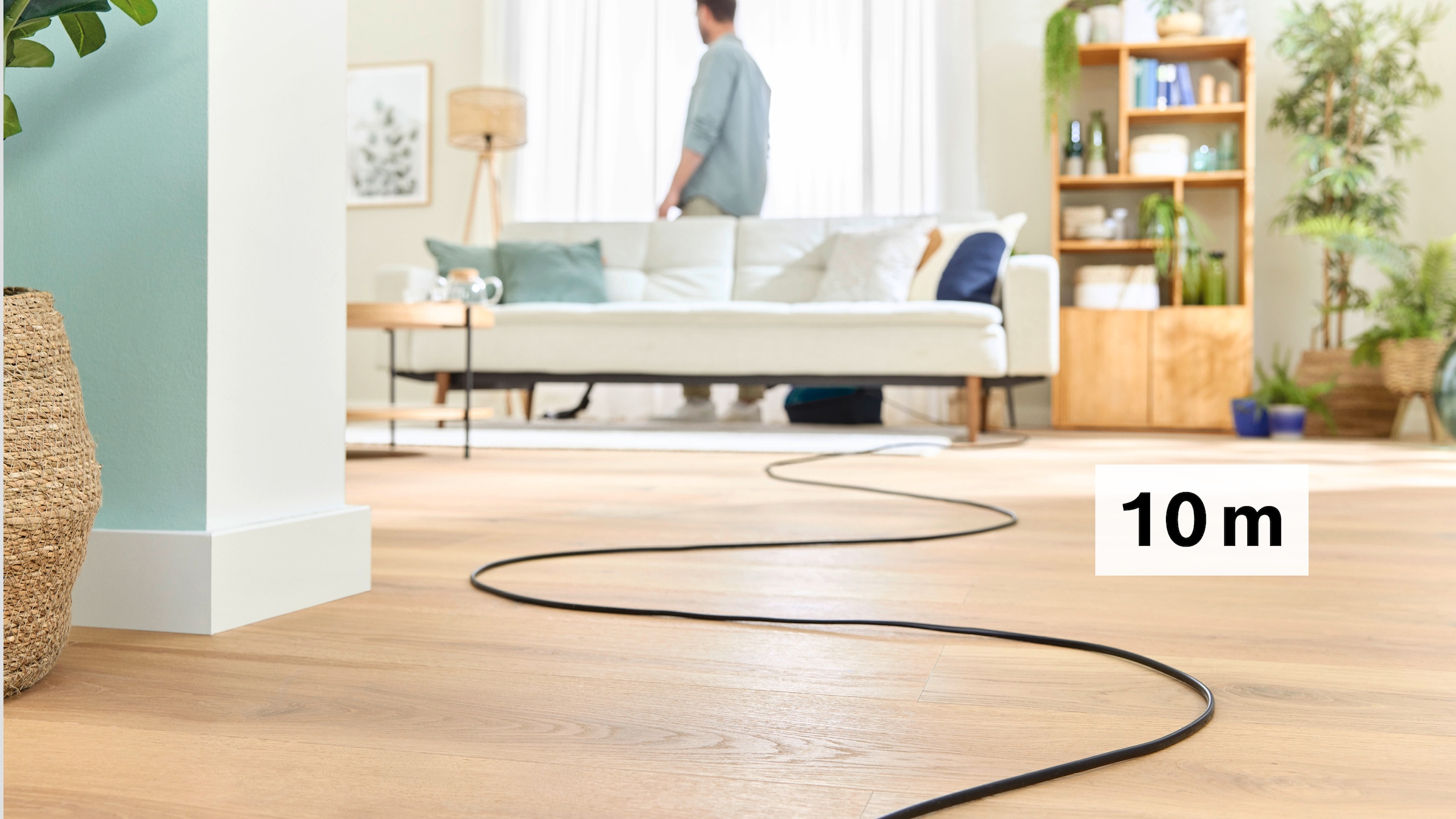 BOSCH Bodenstaubsauger »Serie 6 BGC41XECO, ideal für Allergiker, Hygiene-Filter«, beutellos, 10 Jahre Motorgarantie, XXL-Polsterdüse, lange Fugendüse, leise, blau
