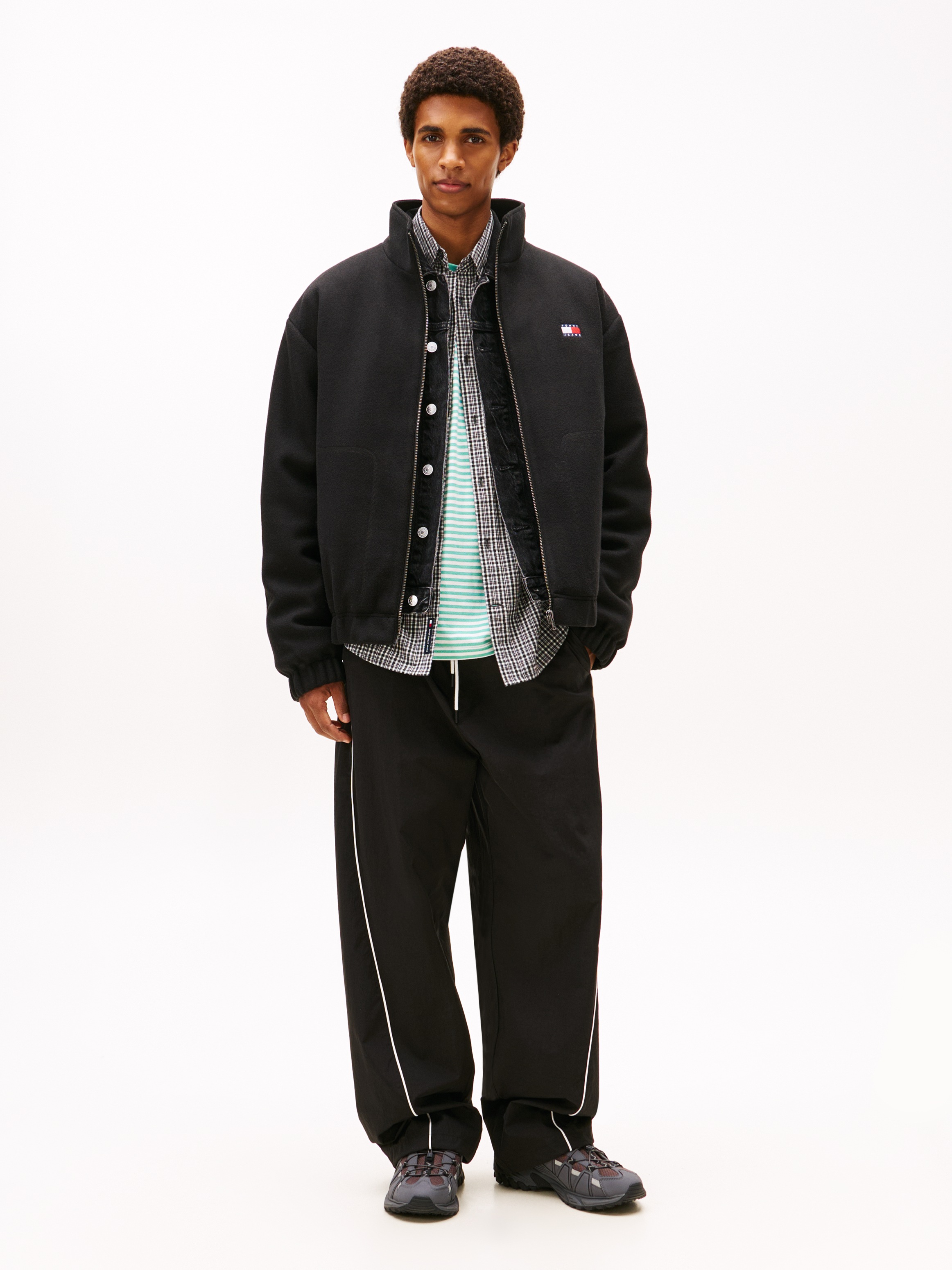 Tommy Jeans Fleecejacke »TJM ESSENTIAL WOOL PADDED« relaxed fit, Stehkragen