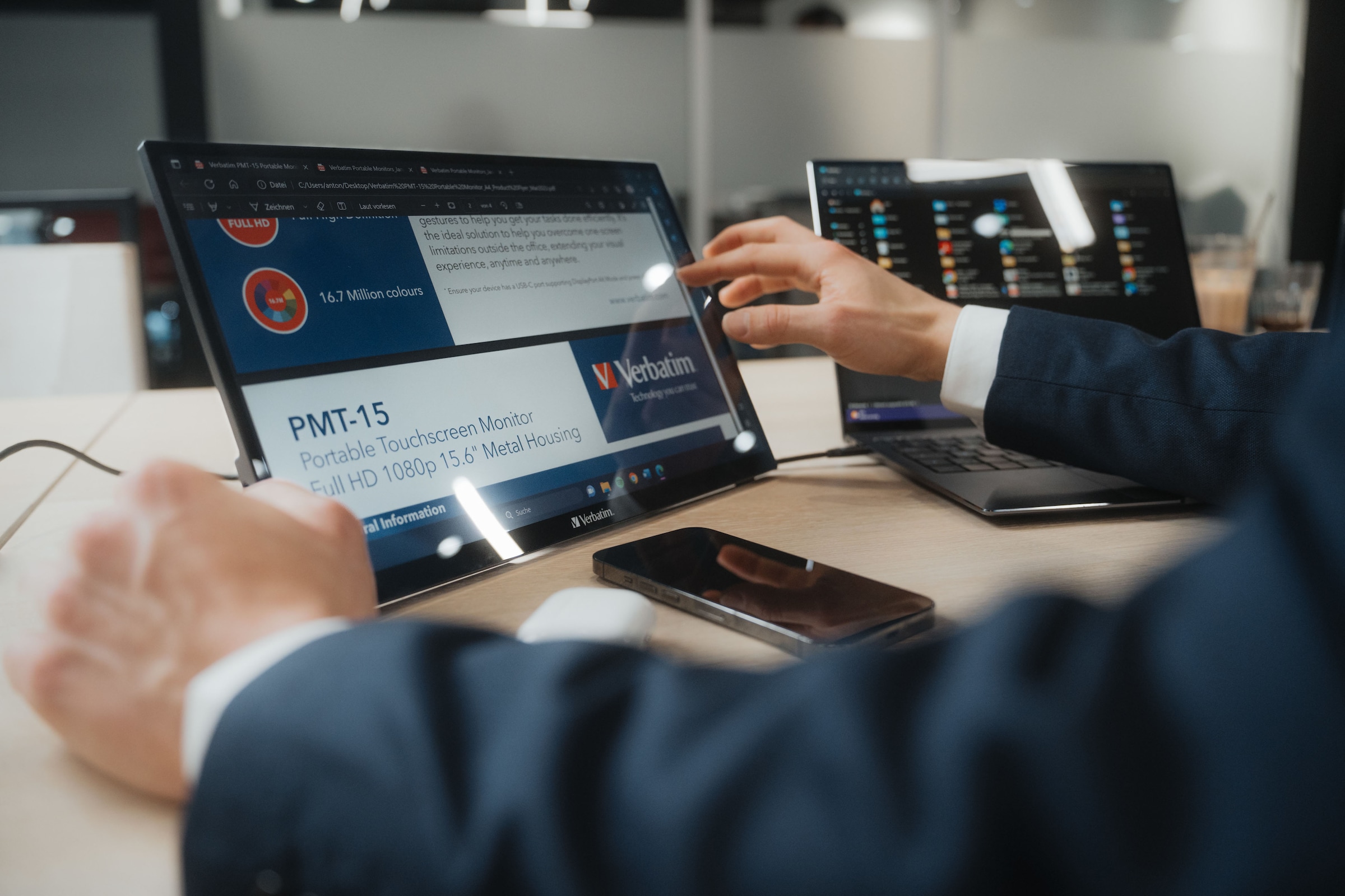 Verbatim Portabler Monitor »49593 Verbatim PMT-17« 44 cm/17 ″  1920 x 1080 px Full HD 6 Reaktionszeit 60 Hz