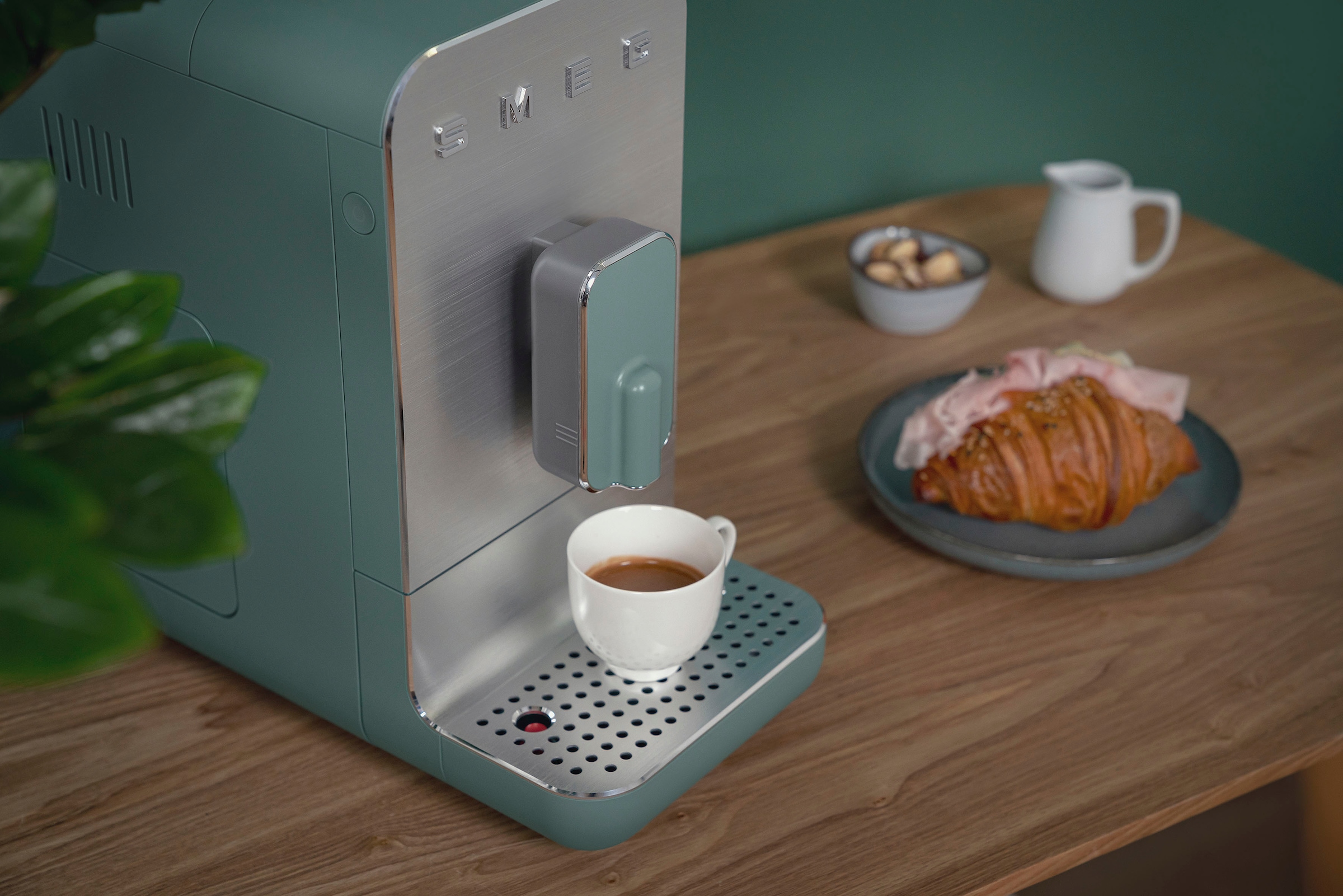 11. Bild von Smeg Kaffeevollautomat »BCC01EGMEU«