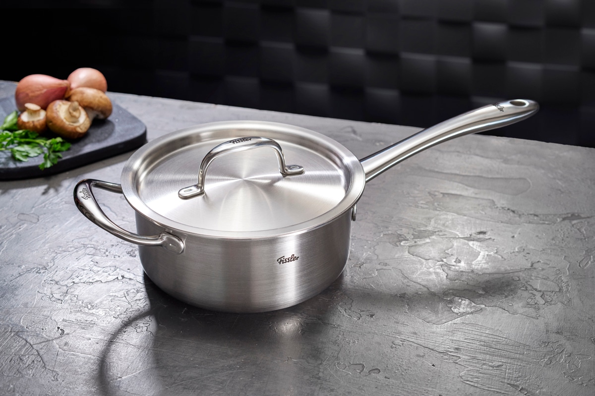 Fissler Kasserolle »M5 Pro-Ply Stielkasserolle  mit Metalldeckel« 1 tlg. Edelstahl 18/10