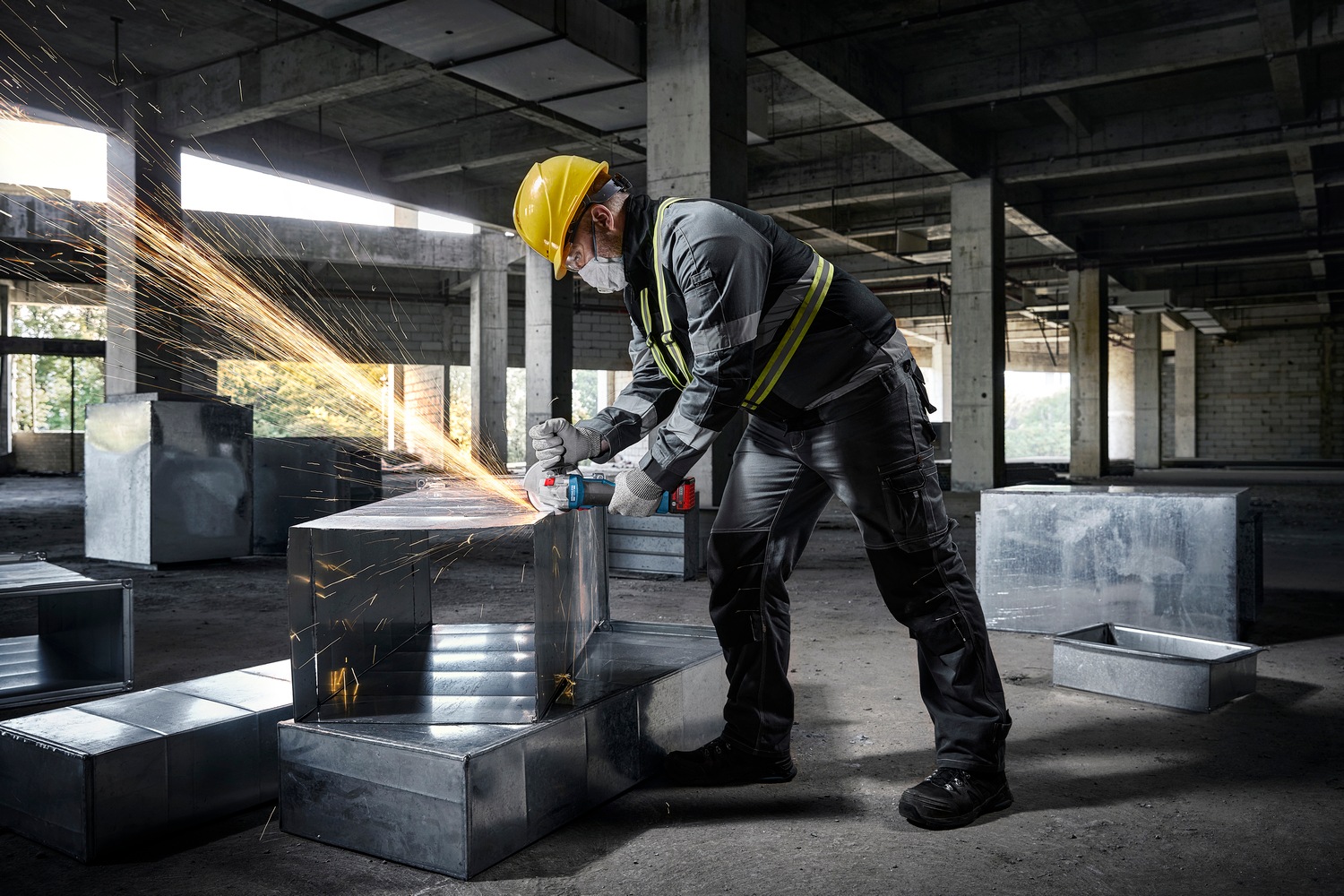 Bosch Professional Akku-Winkelschleifer »»GWS 18V-8«« in L-BOXX 136, ohne Akku, ohne Ladegerät