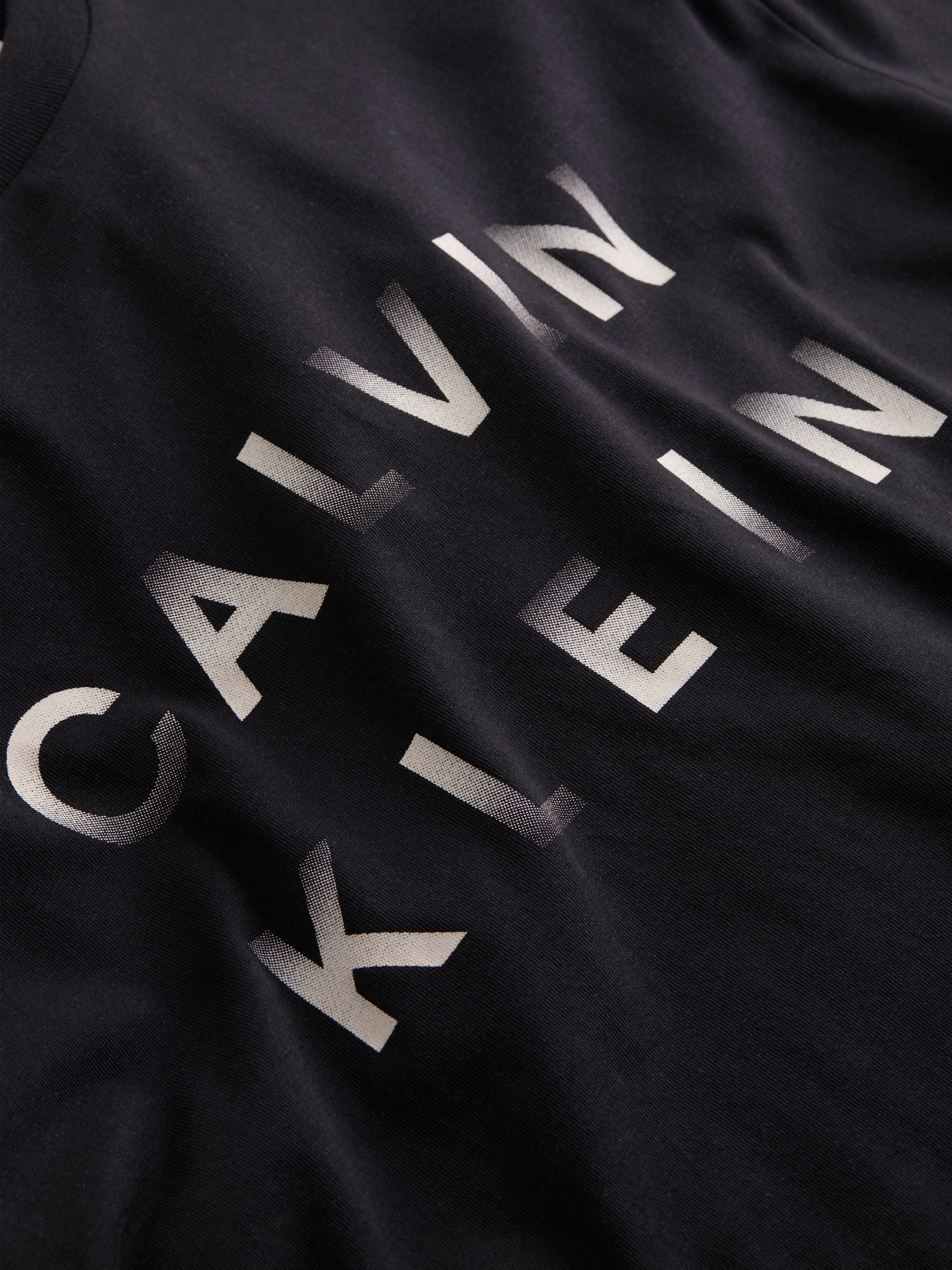 Calvin Klein T-Shirt »CP-ENLARGED LOGO T-SHIRT«, mit Logo auf der Brust