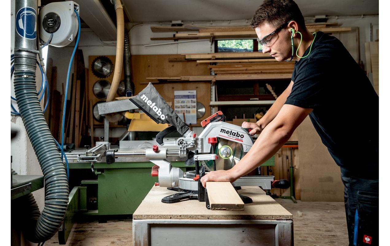 metabo Akku-Kapp-Gehrungssäge »KGS 18 LTX BL 254 Solo«