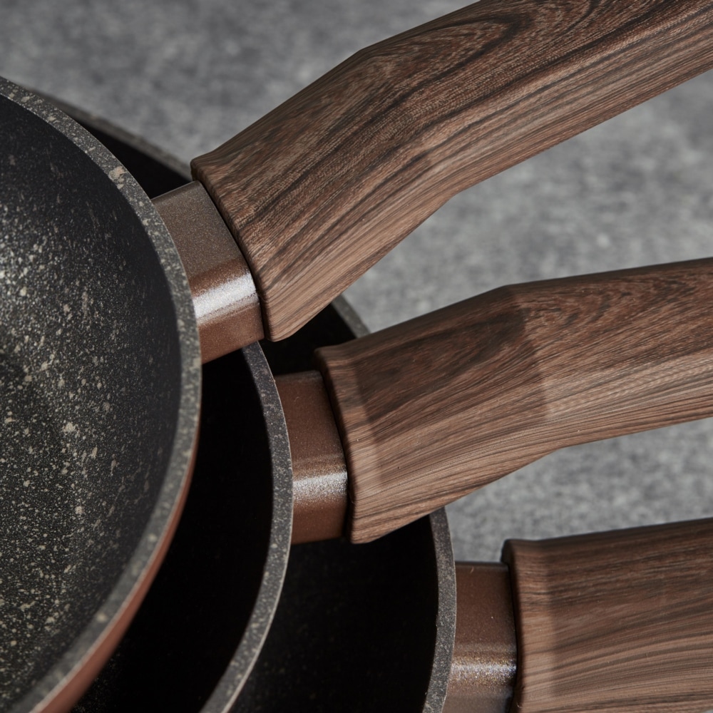 RESTO Kitchenware Bratpfanne »Carina, Universalpfanne mit holzähnlichem Soft-Touch-Griff«, Aluminium, (1 tlg.), mit Marmor-Antihaftbeschichtung, 4-lagig, für alle Herdarten geeignet