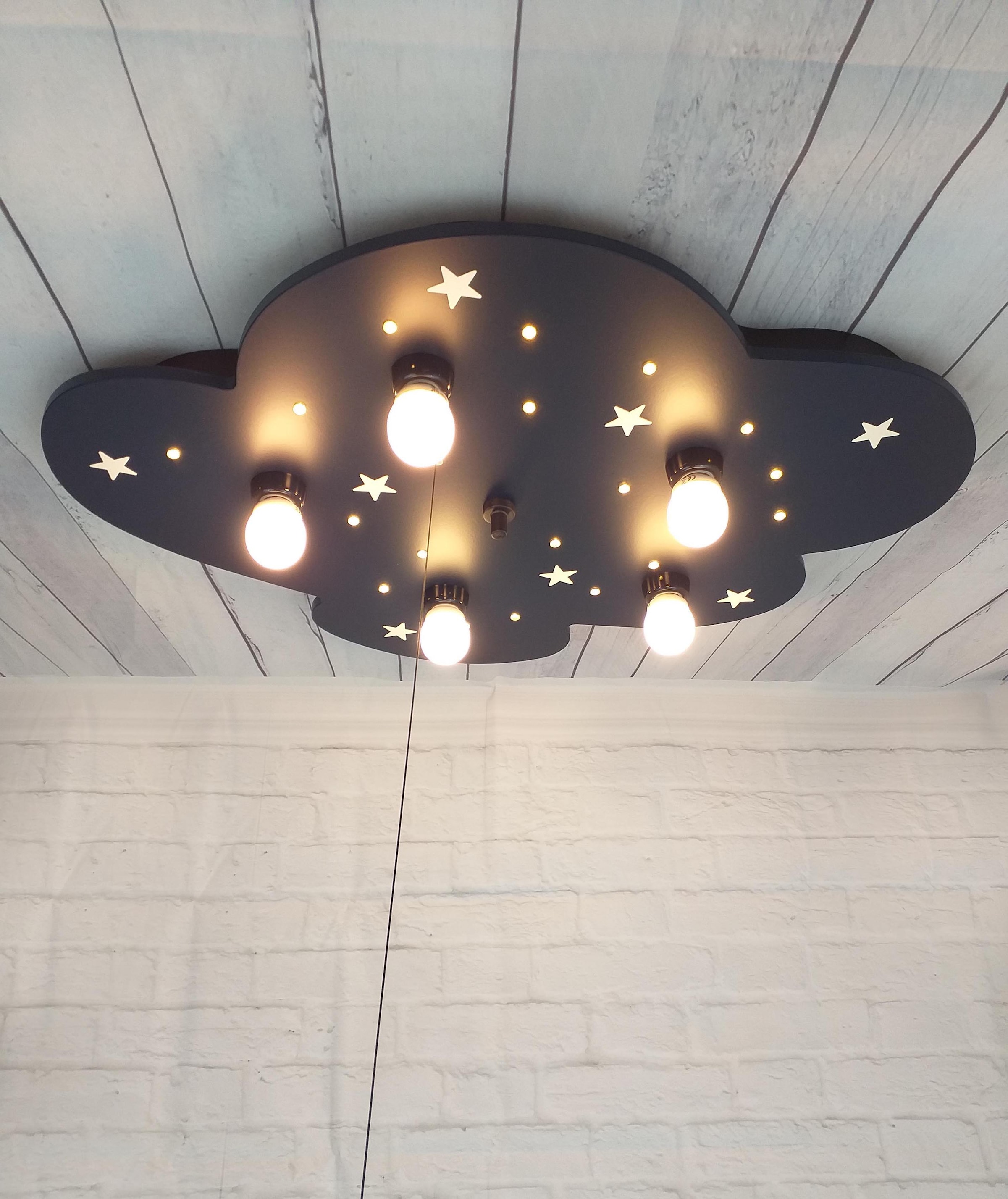 niermann Deckenleuchte »Wolke«, 5 flammig, Leuchtmittel E14 | ohne Leuchtmittel, Deckenleuchte Wolke blau mit fluoreszend. Sternen