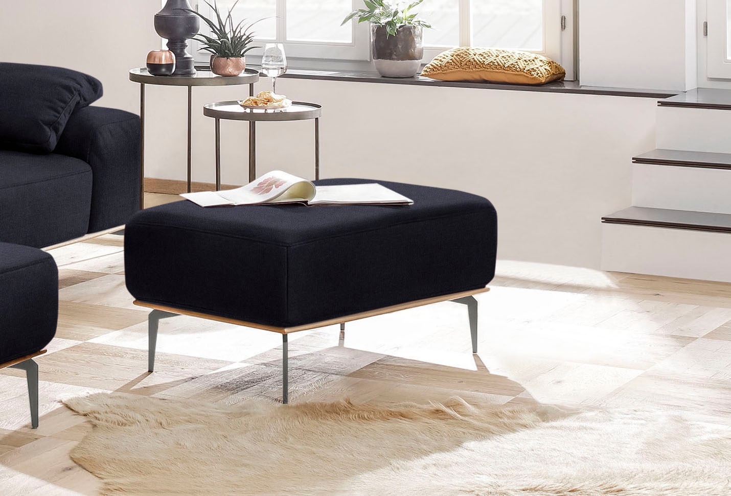 W.SCHILLIG Polsterhocker »run«, mit Holzsockel, Füße in Schwarz pulverbeschichtet, Breite 75 cm