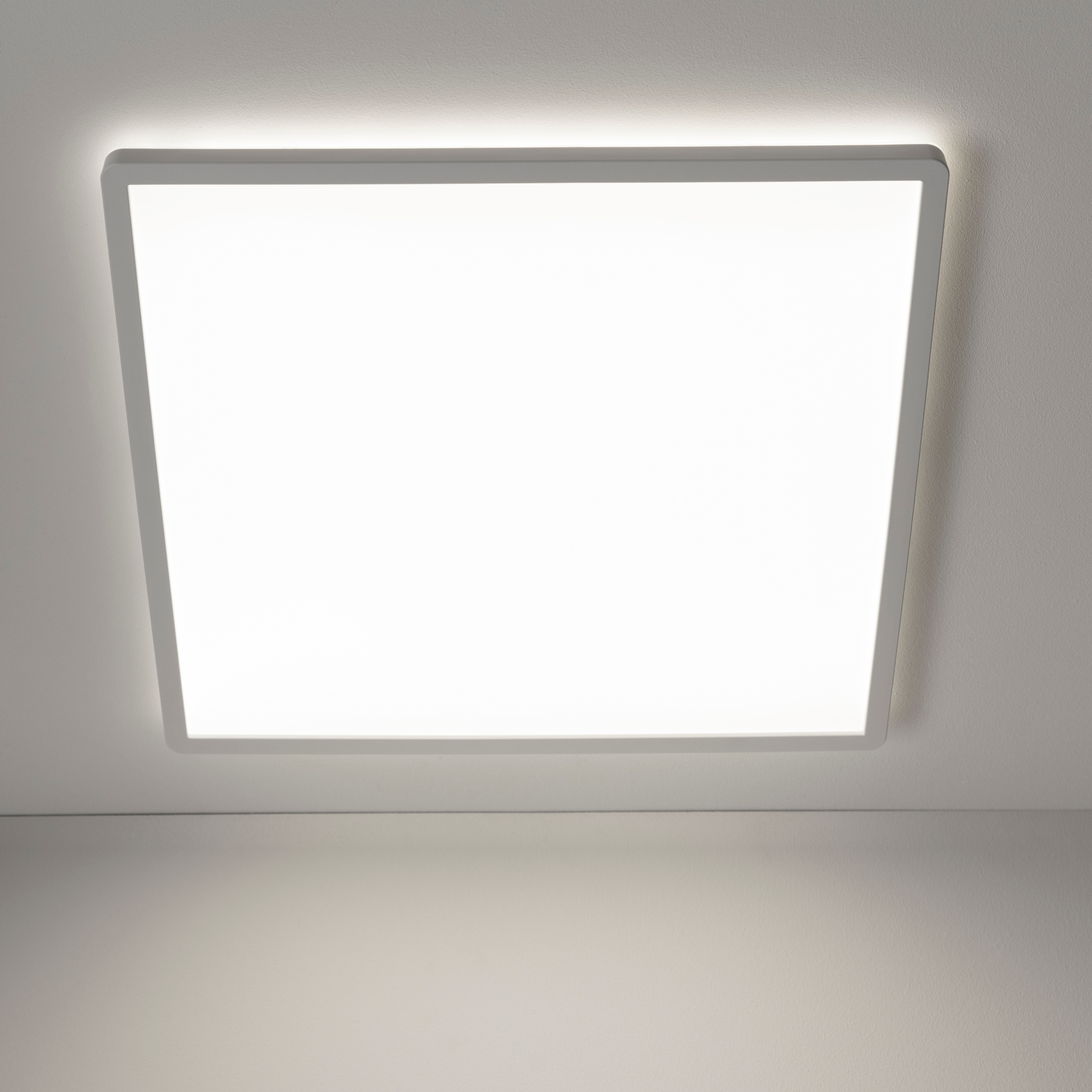 BreLight LED Deckenleuchte »Tanida« LED-Modul 1 Stk. warmweiß - kaltweiß 42 x 42 cm, LED, 3200 lm, 3000-6500 K, CCT, dimmbar, weiß