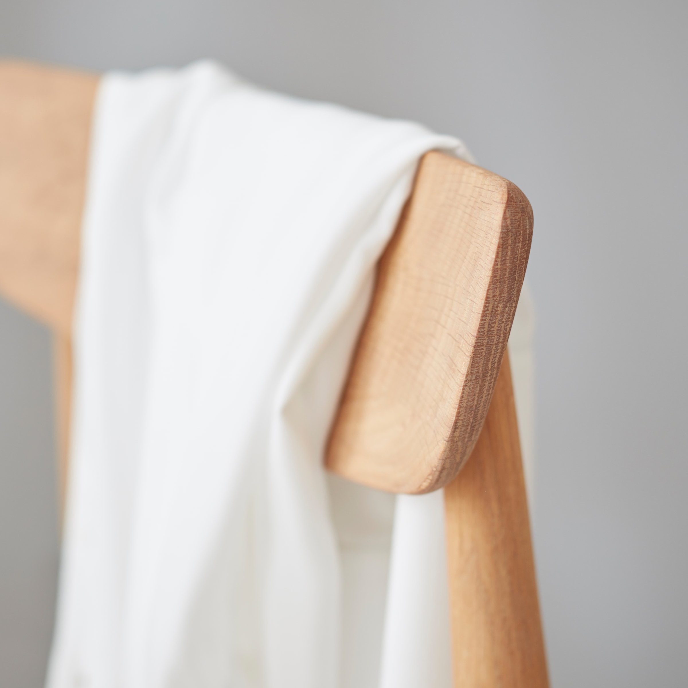 OTTO products Klassische Bluse, nachhaltig aus weicher LENZING™ ECOVERO™  Viskose online kaufen