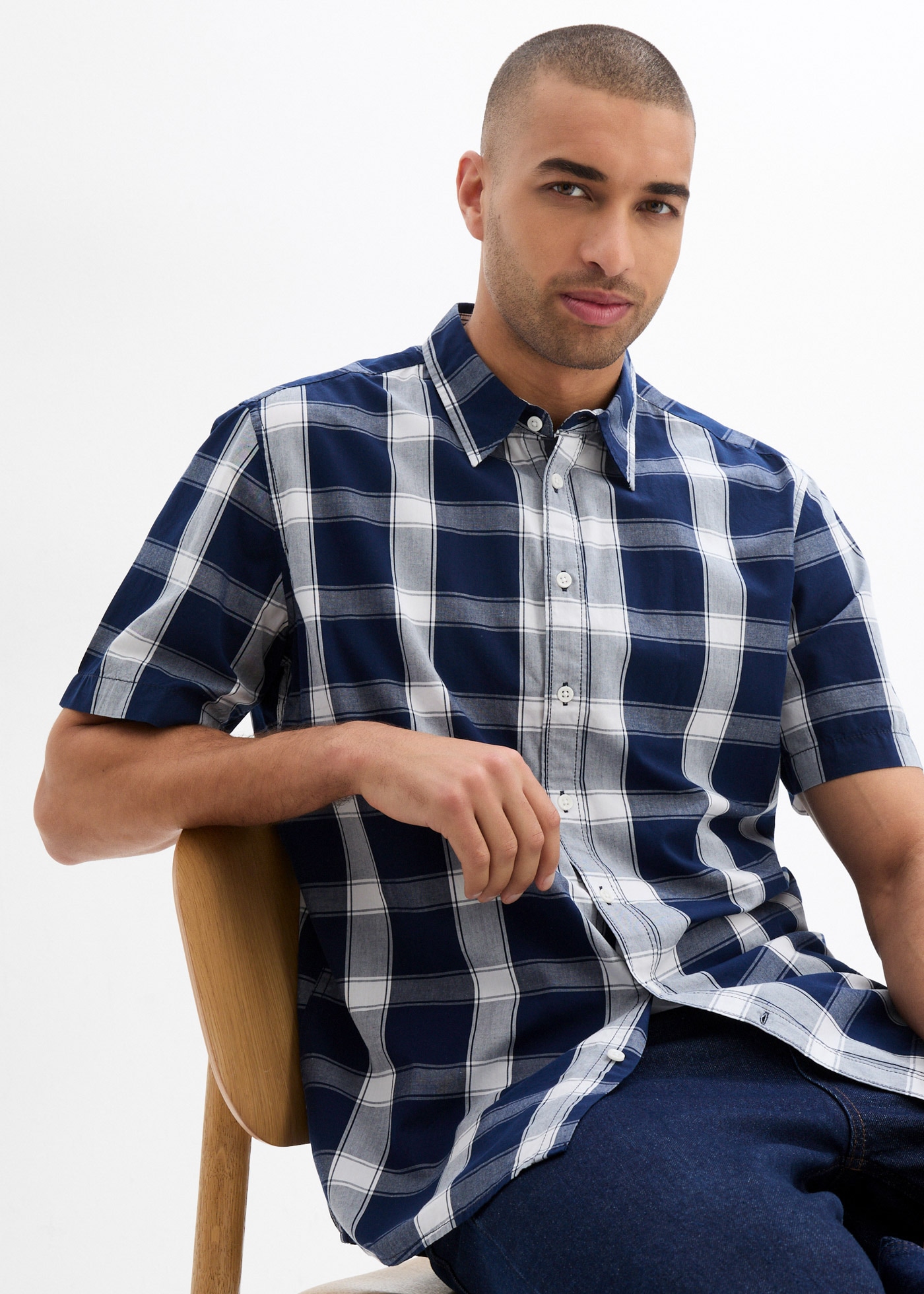 bonprix Kurzarmhemd mit Allover Karomuster