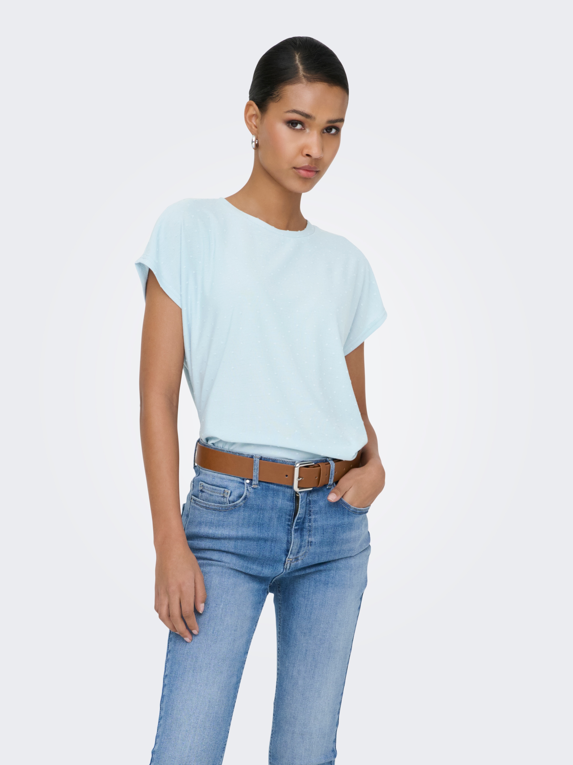 ONLY Kurzarmshirt »ONLMOLLY S/S O-NECK DOBBY TOP JRS« Materialmix, regular fit, Rundhals