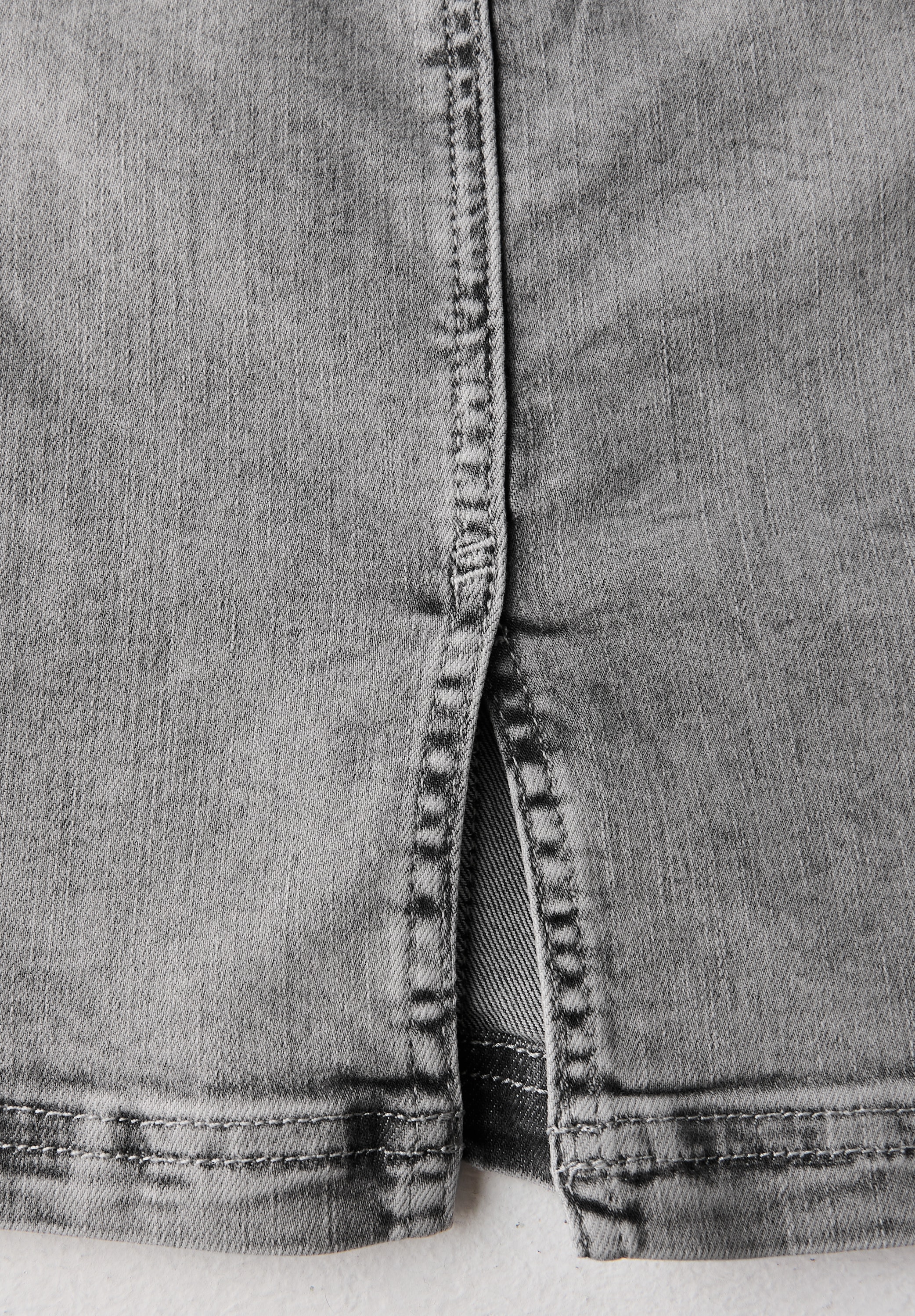 STREET ONE Jeansrock, mit Schmucksteinen