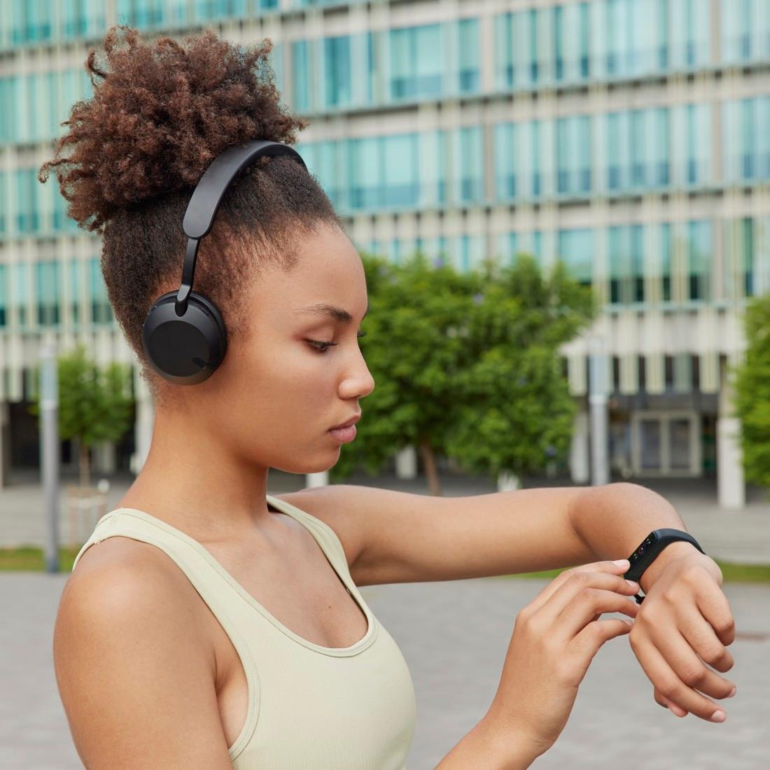 Hama Fitnessuhr »Fitnesstracker Sportuhr Damen wasserdicht, Blutsauerstoff Herzfrequenz«, (/ 1,05 Zoll), Kalorien, Schlaf Stress, Tempo, Musiksteuerung, Schritte, Timer Wecker)