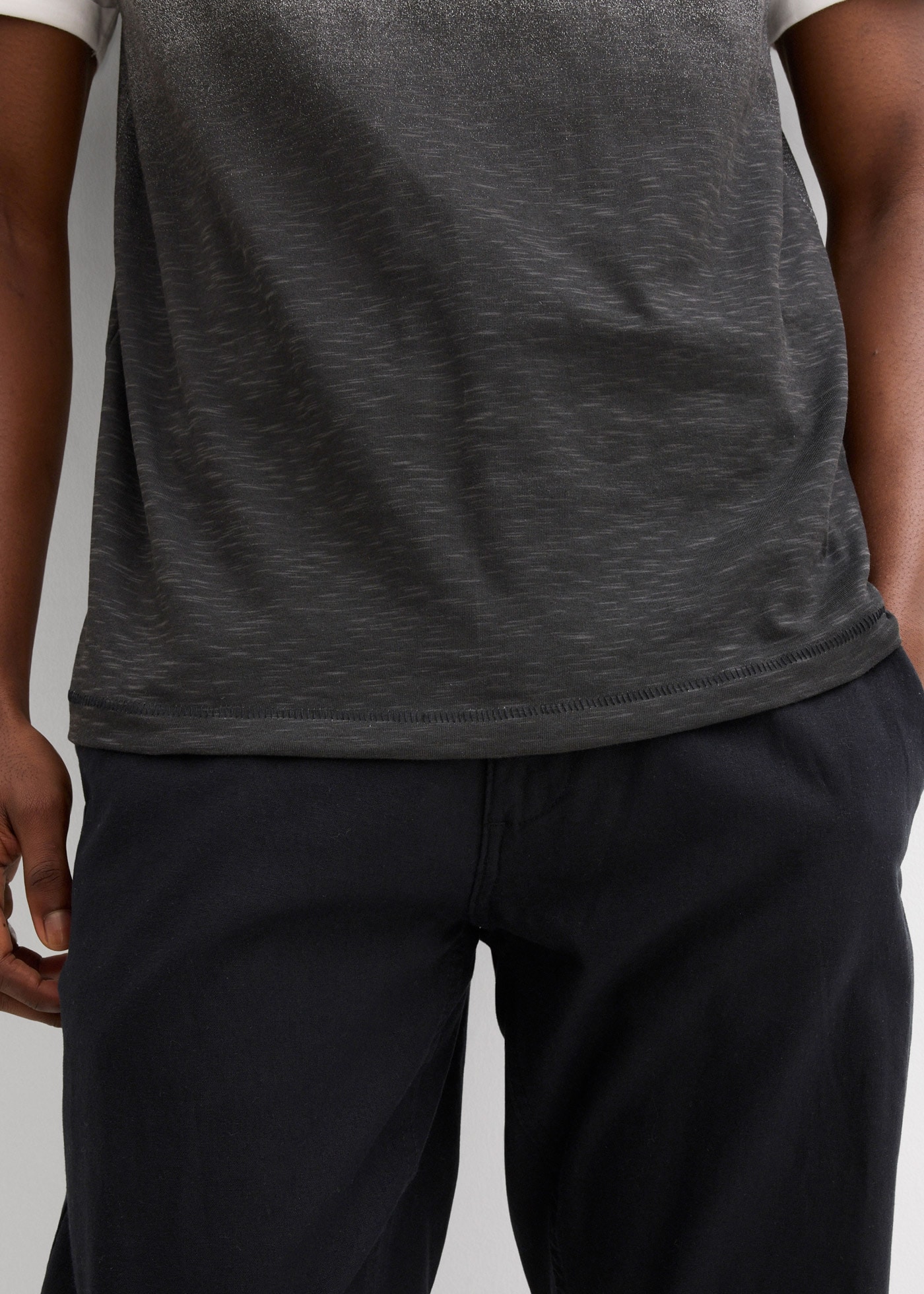 bonprix T-Shirt 1 Slim Fit Passform, Kurzarm, atmungsaktives Jersey-Material