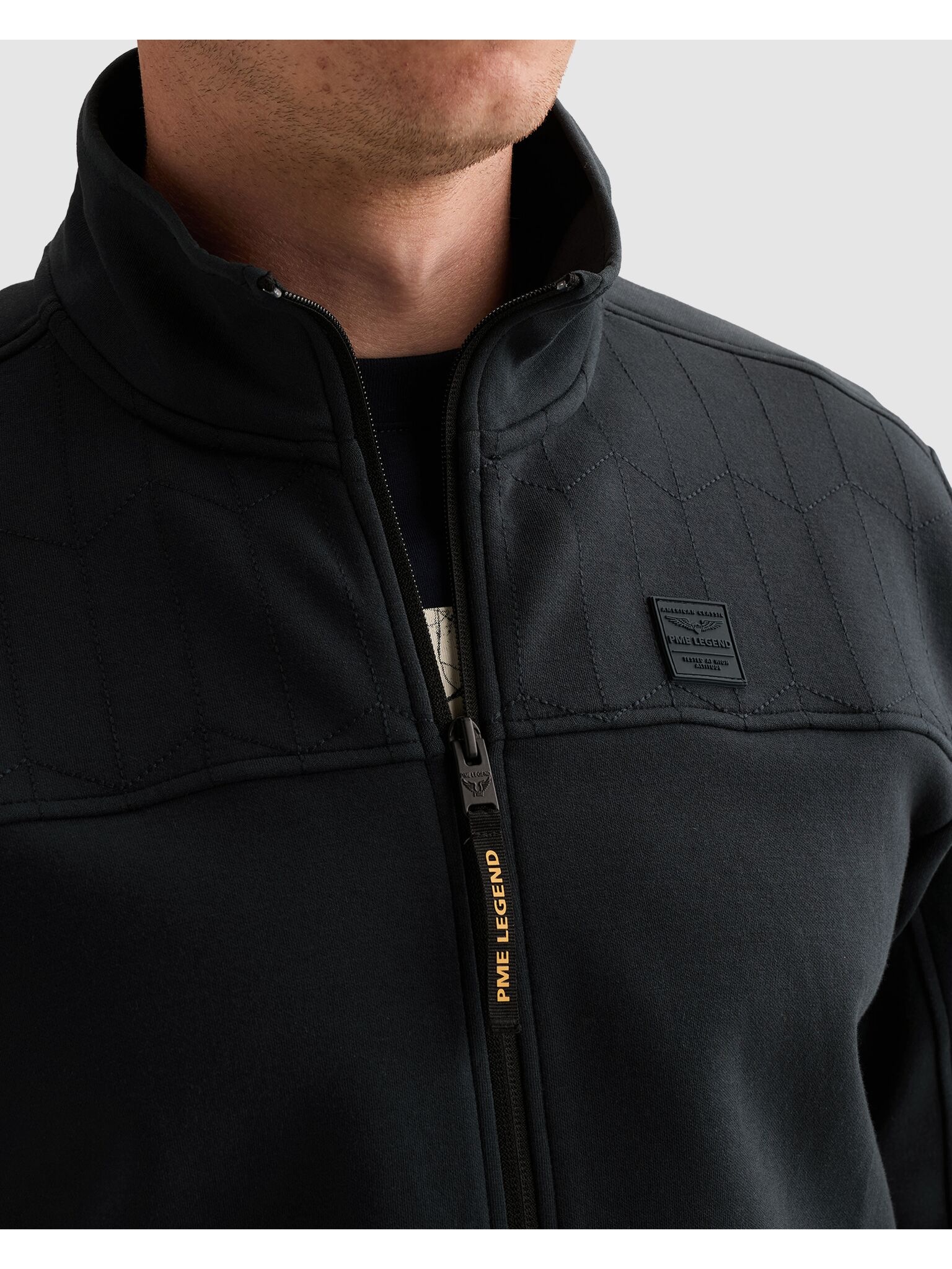 PME LEGEND Sweatjacke Seitliche Reißverschlusstaschen, vordere Passe mit dezenten Ziernähten