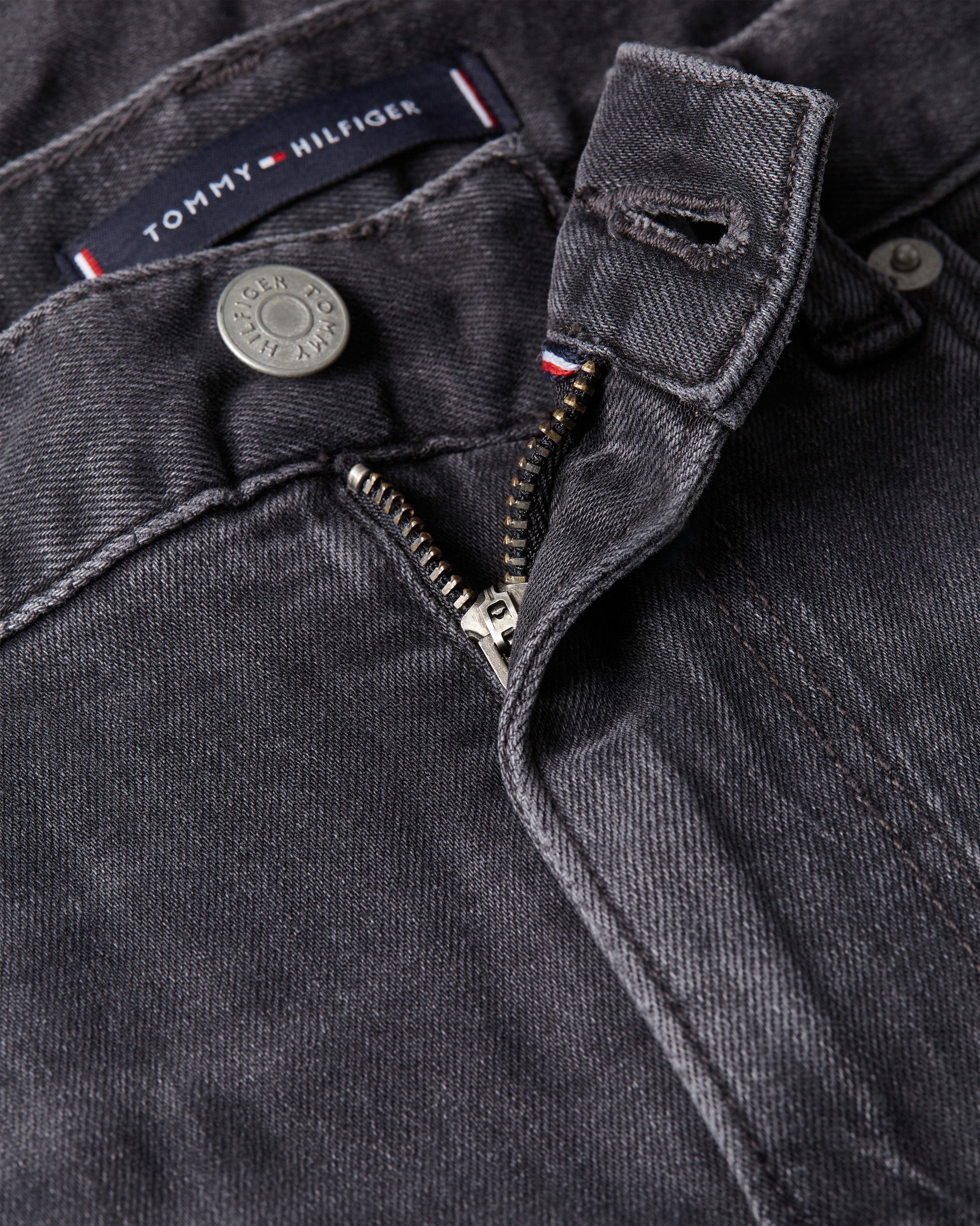 Tommy Hilfiger Slim-fit-Jeans »BLEECKER Slim Fit«