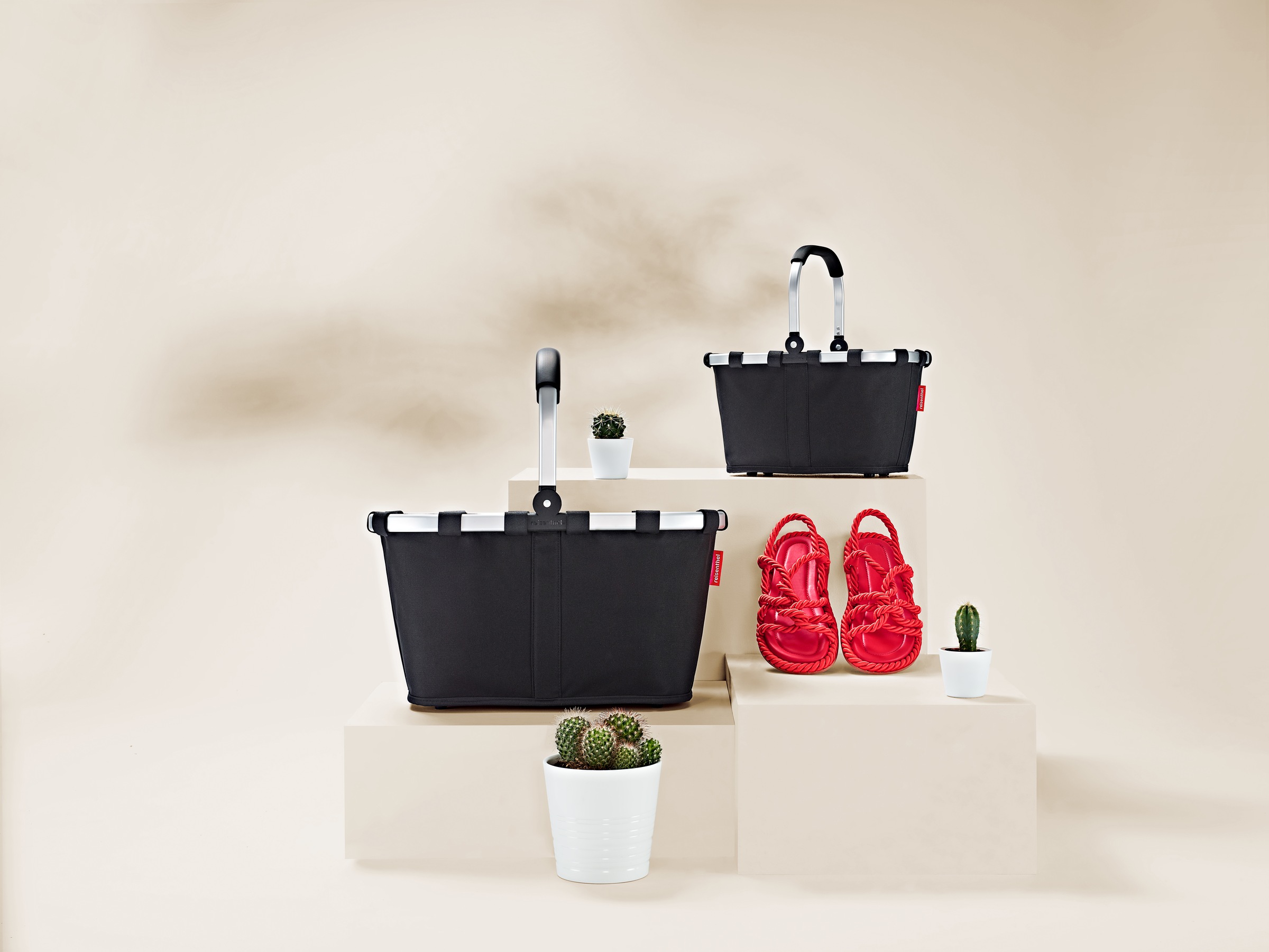 REISENTHEL® Einkaufskorb »carrybag« Standfüße, ummantelter Griff zum Umklappen, Innentasche Reißverschluss