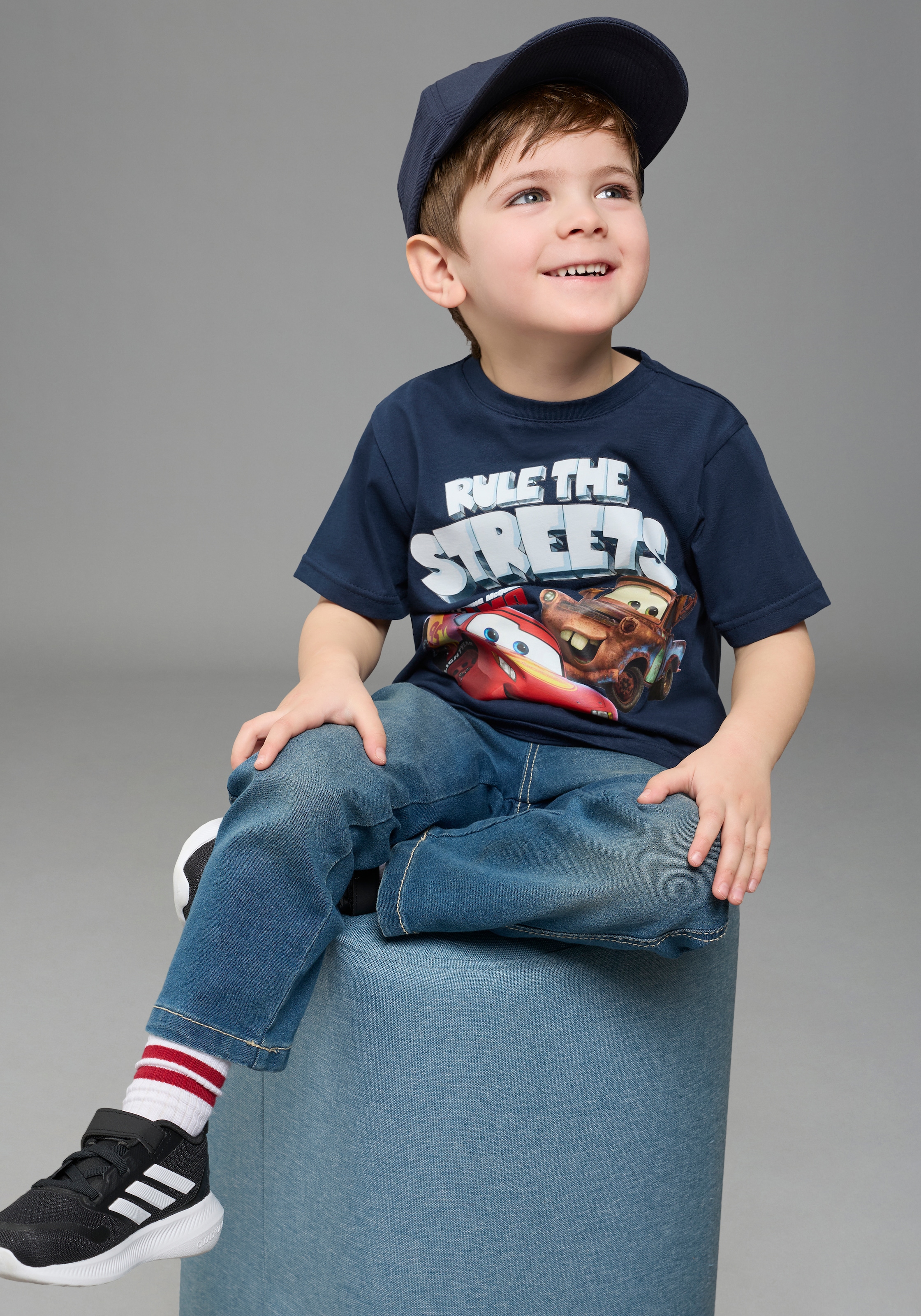 KIDSWORLD T-Shirt »CARS LIGHTNING MCQUEEN - Disney Shirt« Kurzarm, Rundhalsausschnitt, in Basic Passform, aus Baumwolle