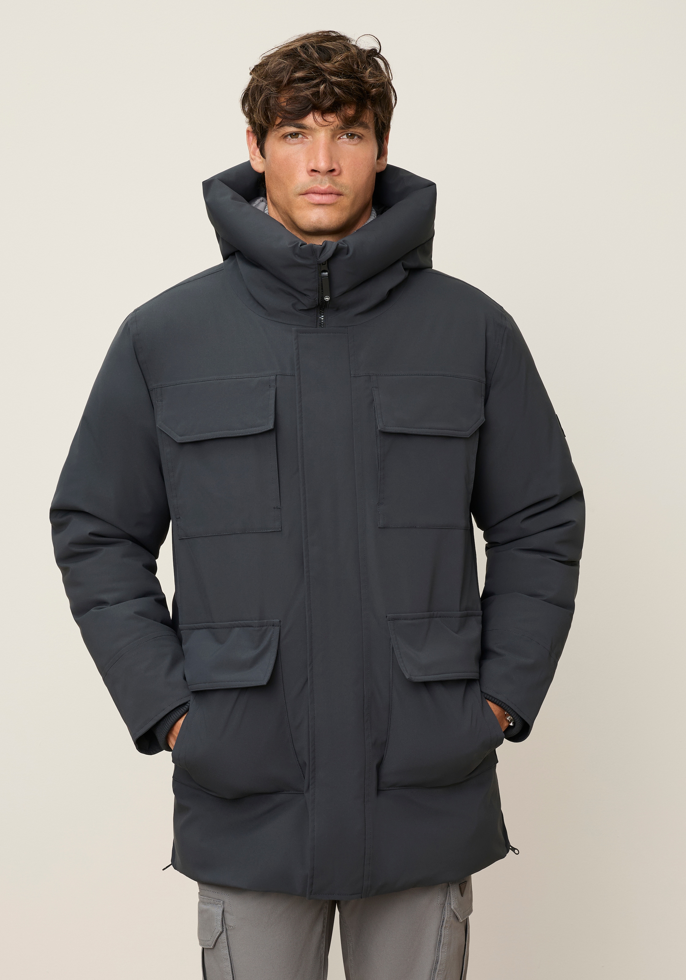 Polarino Funktionsparka mit Kapuze Ideal für den Winter mit großen Taschen und Kapuze